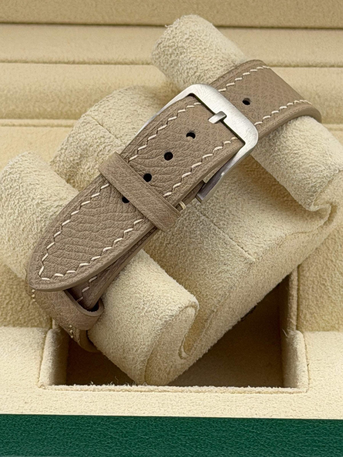 Selten x WatchHo Co. Jui, Real Seashell Dial, 39mm, 2026 Box and Papers