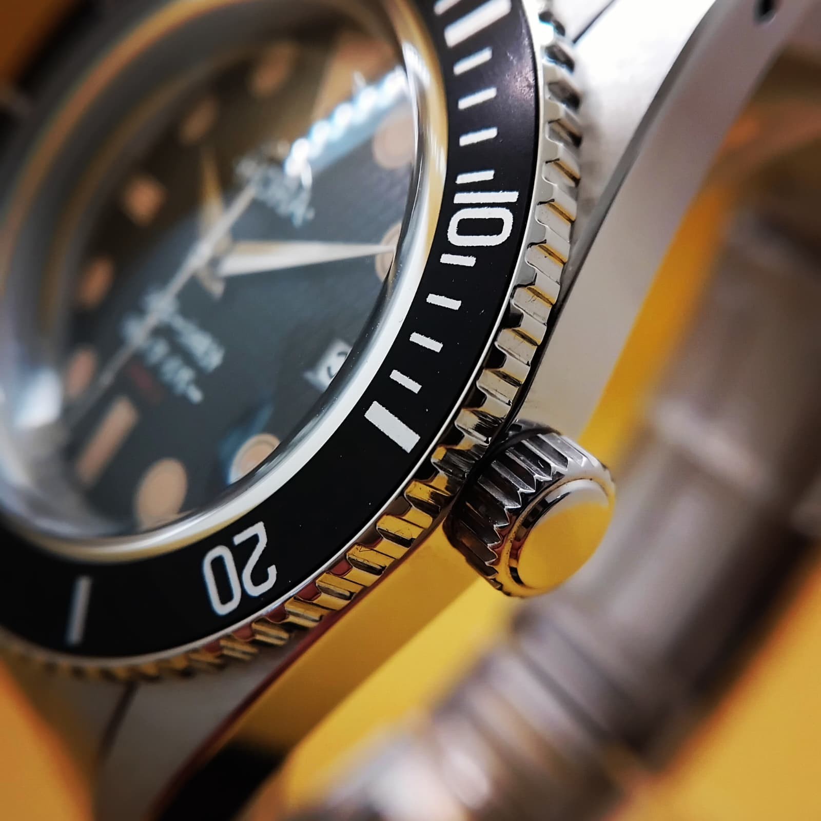 Vintage 38mm Automatic Movement Watch -Hora-