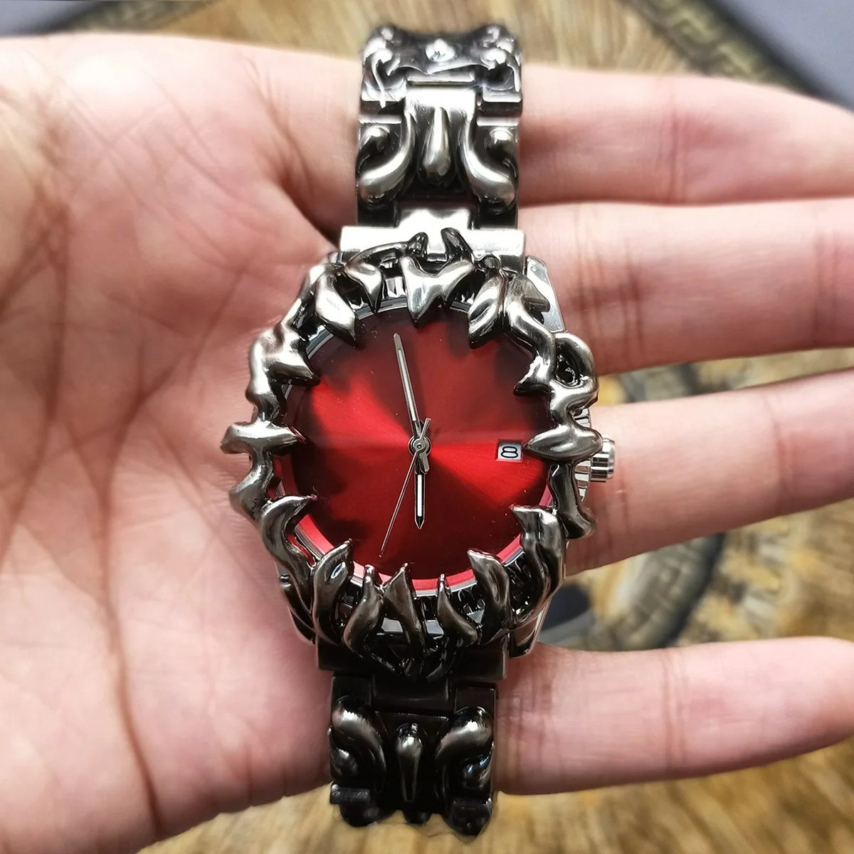 Silver Chrome Alabaster Punk Style Watch With Detailed Incisions, in Steel