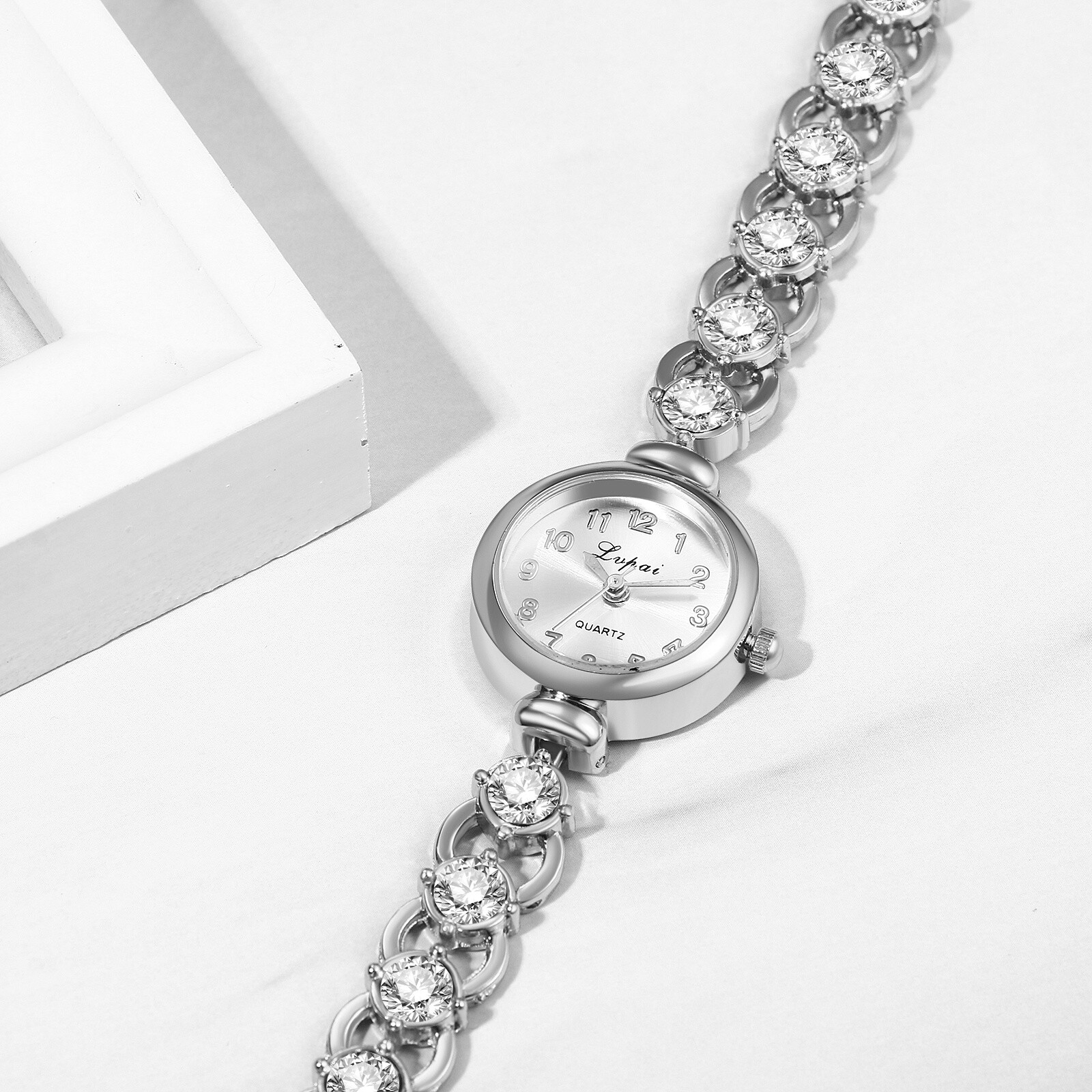 Womens Girls Slim Diamond Bracelet Watch Simple Round Quartz Analog Dress Watch