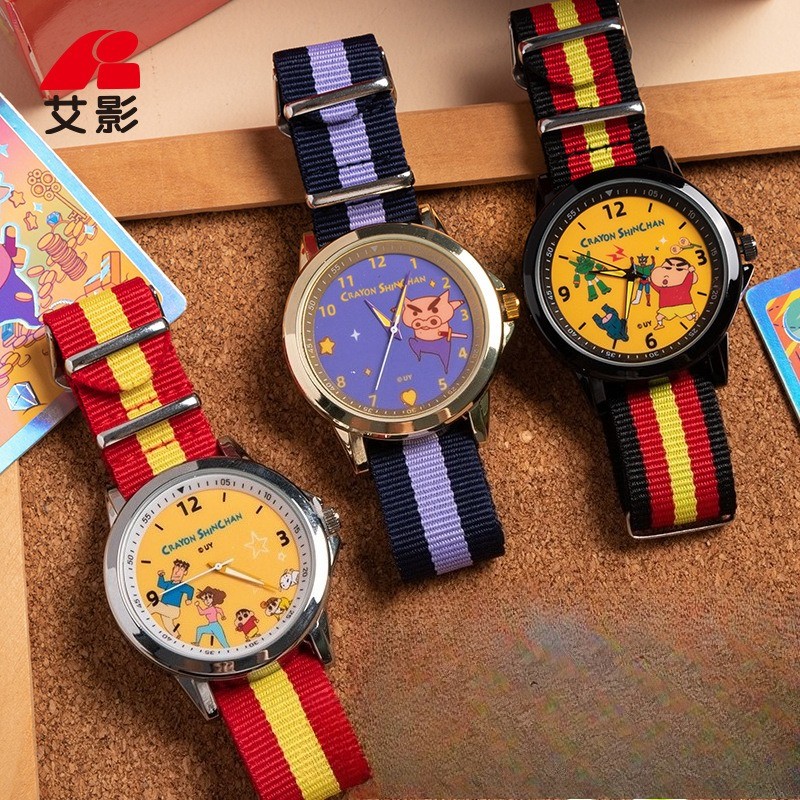 Authentic Crayon Shin chan Watch Surprise Box Blind Box Watch Quartz Watch