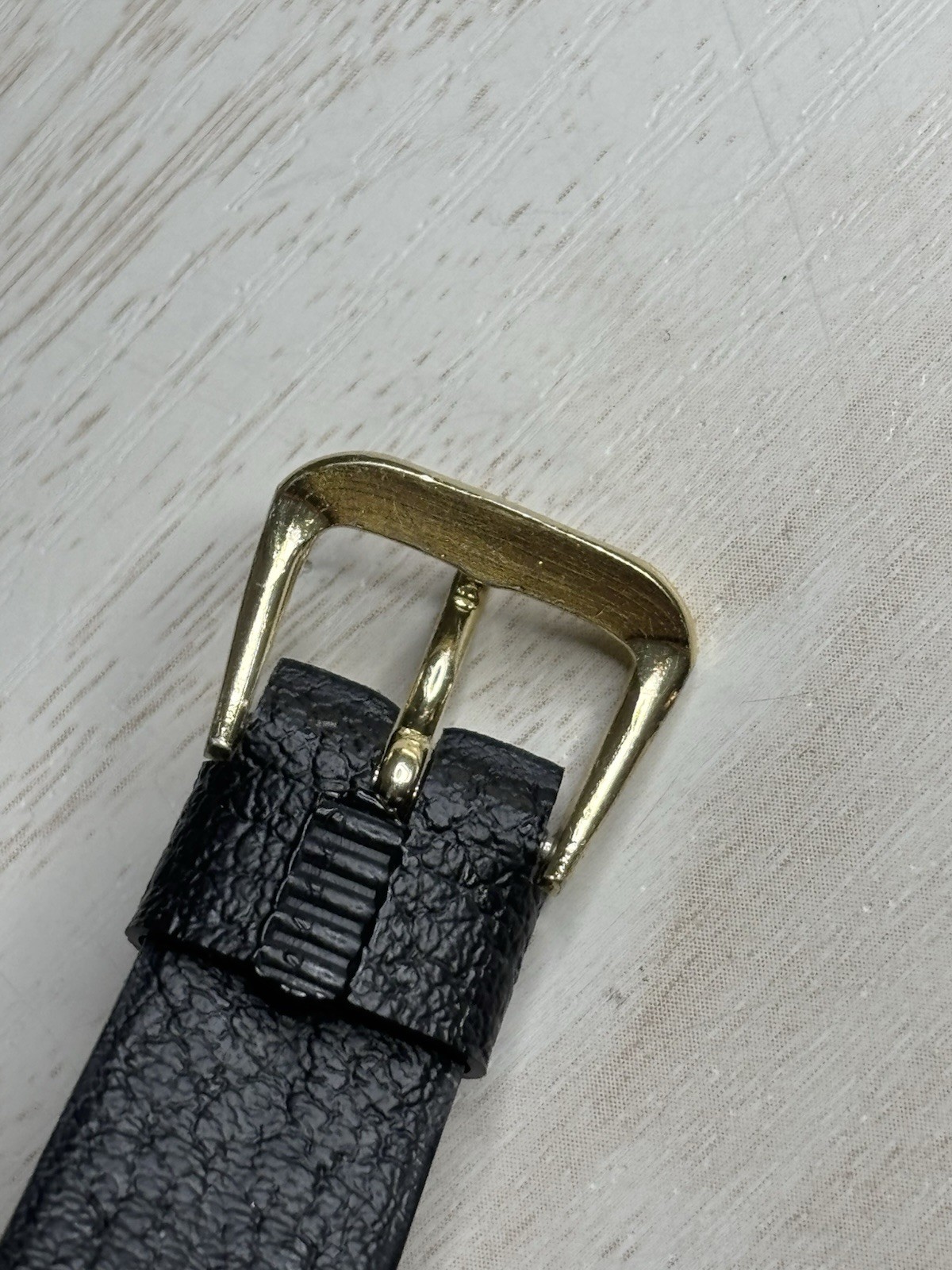 Vintage Must De Cartier Tank Quartz 23.5×30.5mm | Black/Gold Roman Dial Working!