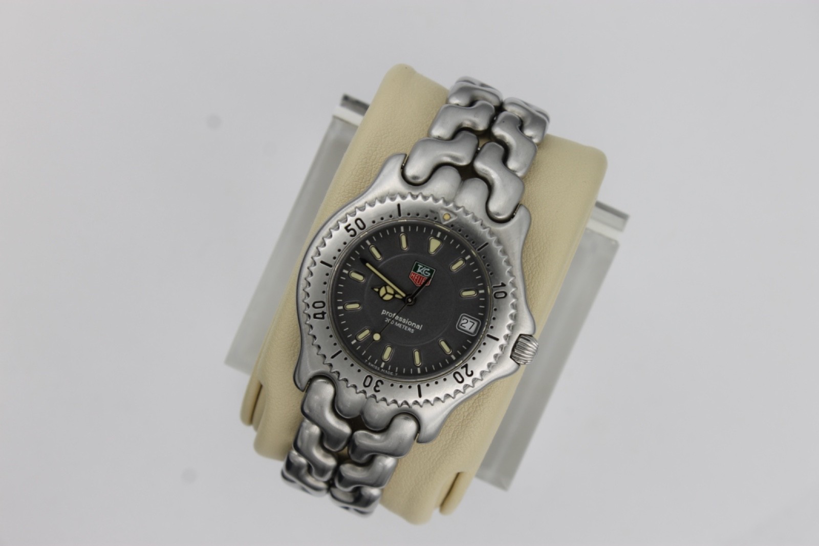 TAG Heuer WG1113.BA0473 Mens SEL Series Professional Watch Gray Silver S99.206