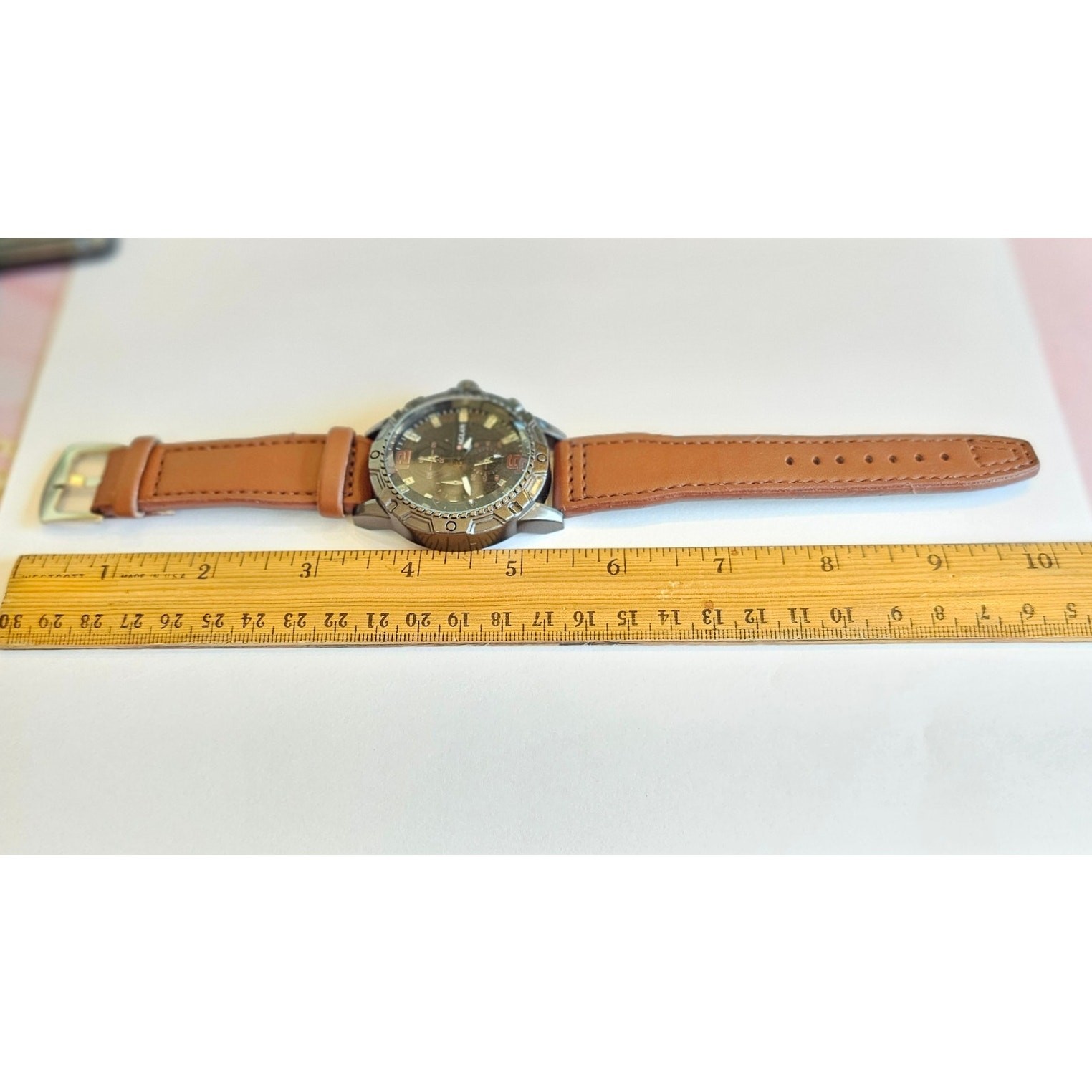 Raglan Men’s Quartz Watch Black Dial Brown Band 43.9mm Case Chrono Look NEW