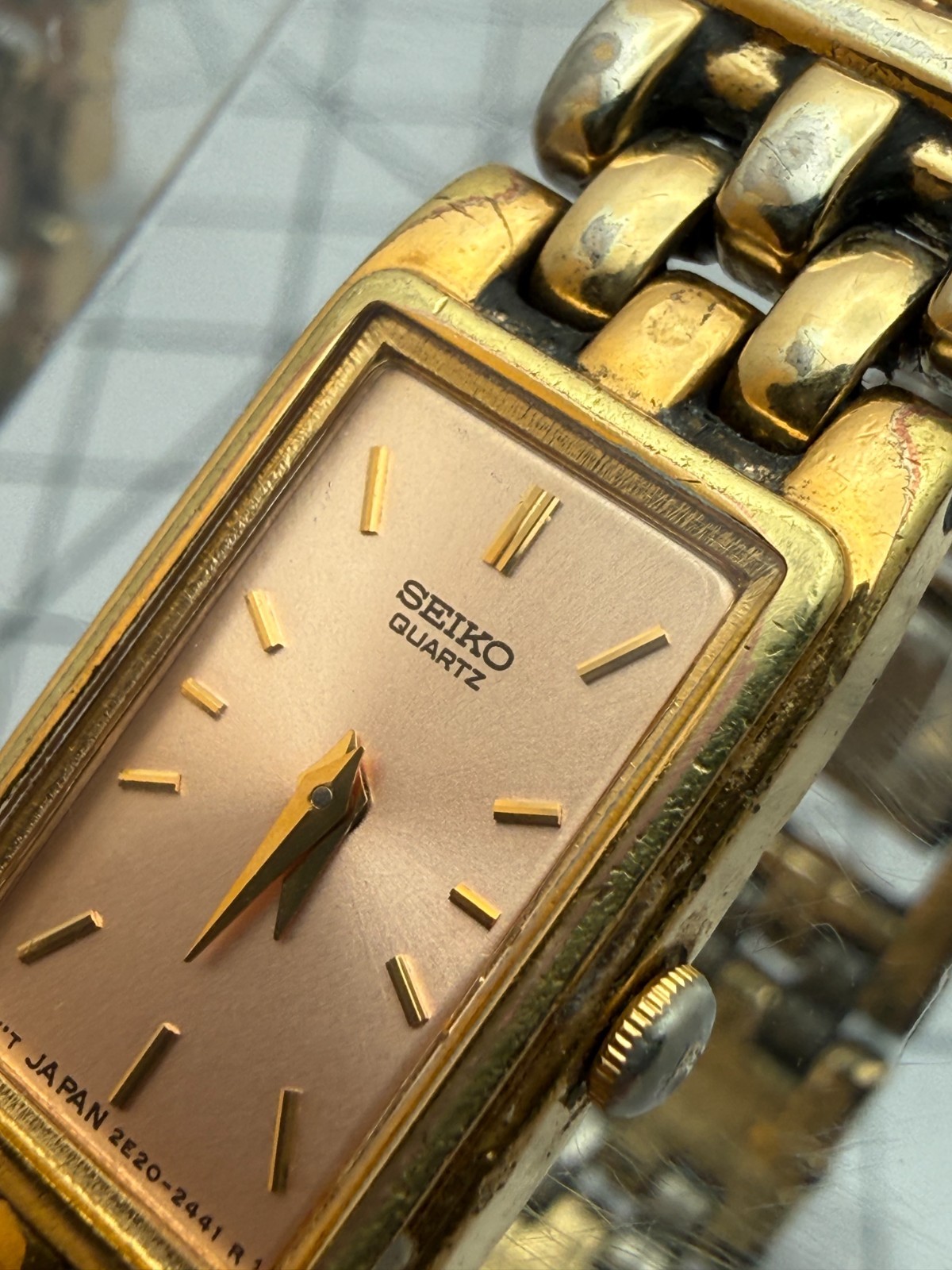 Vintage Seiko 2E20-6951 14mm Gold-Tone Rectangular Tank Quartz Panther Watch