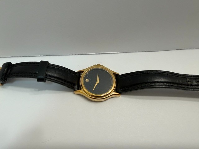 Movado Museum Watch Women 28mm Black Dial Gold Tone Round 87 E4 0823 New Battery
