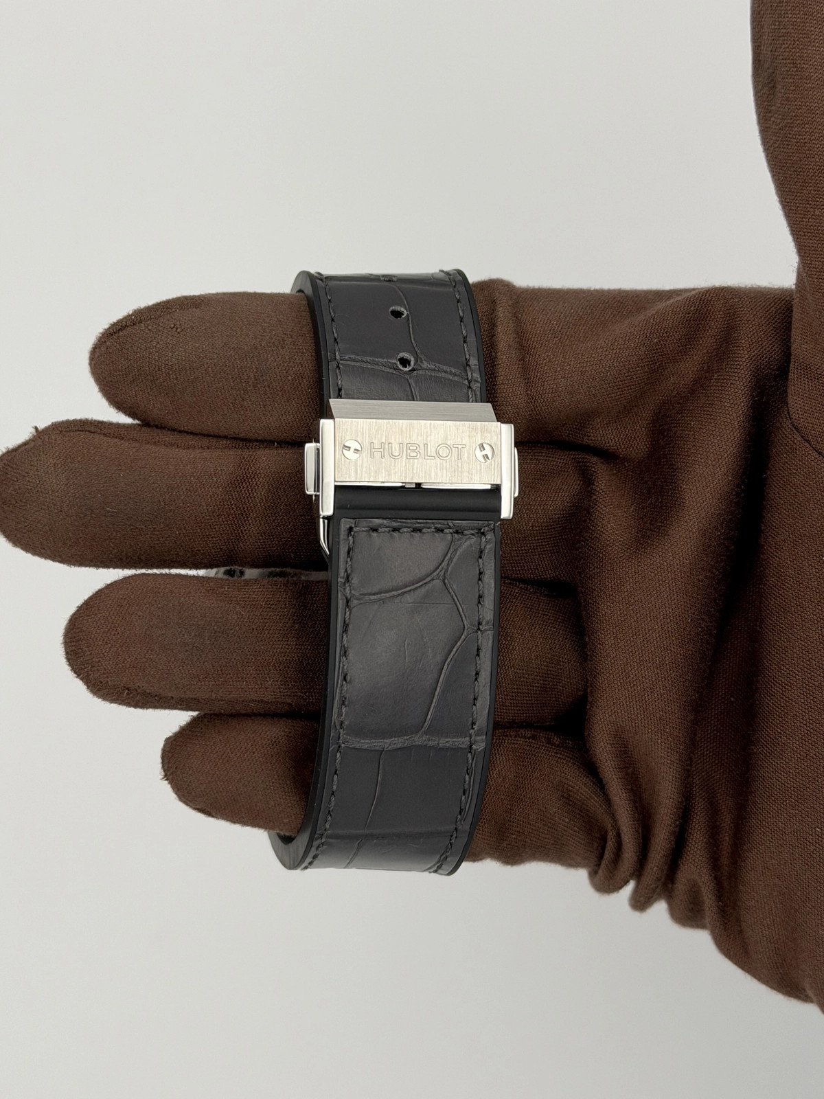 2026 Hublot Classic Fusion 42mm Titanium 542.NX.7071.LR