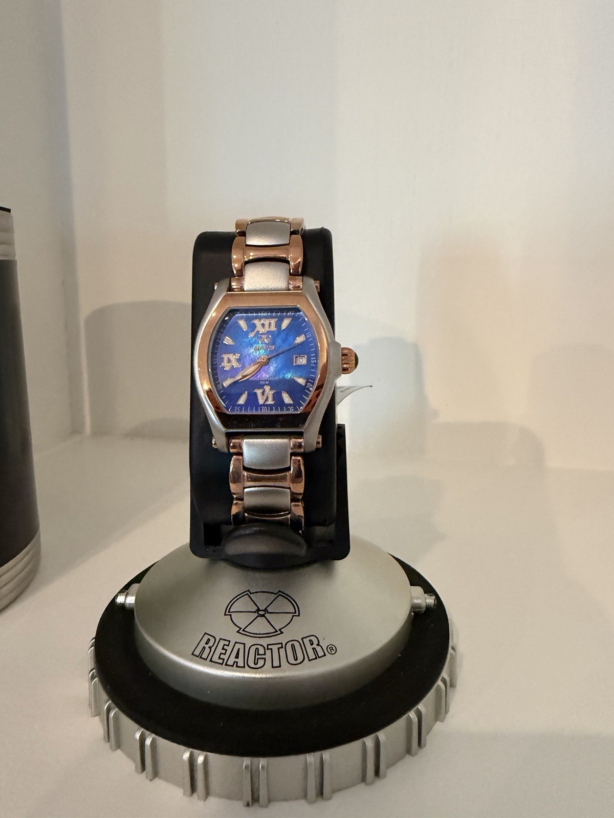 Reactor Manhattan Women’s Quartz Blue Dial Roman Two-Tone. 100m.NEEDS BATTERY