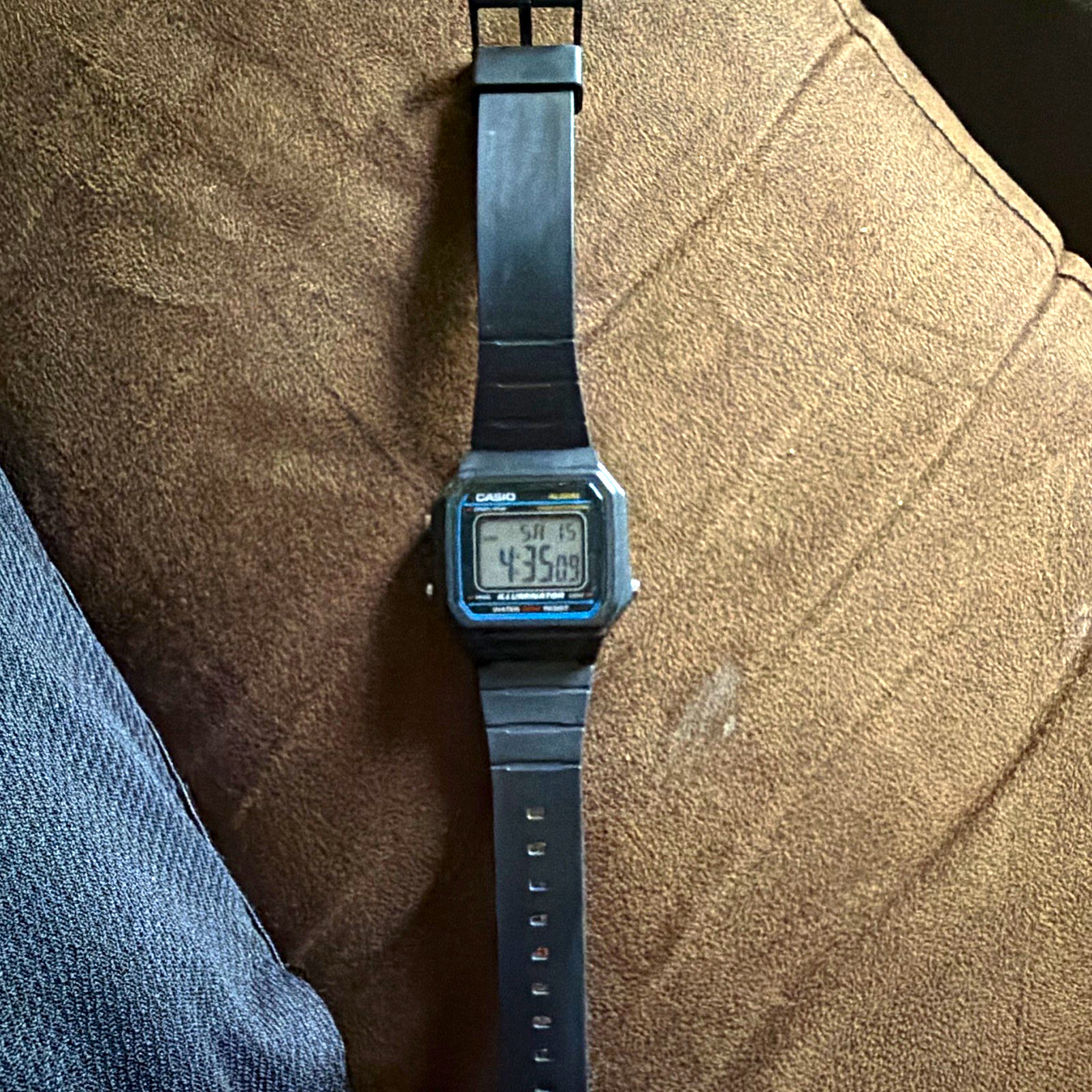 Casio W-217H Quartz Digital Wristwatch Black Resin Strap 50m Alarm Chrono