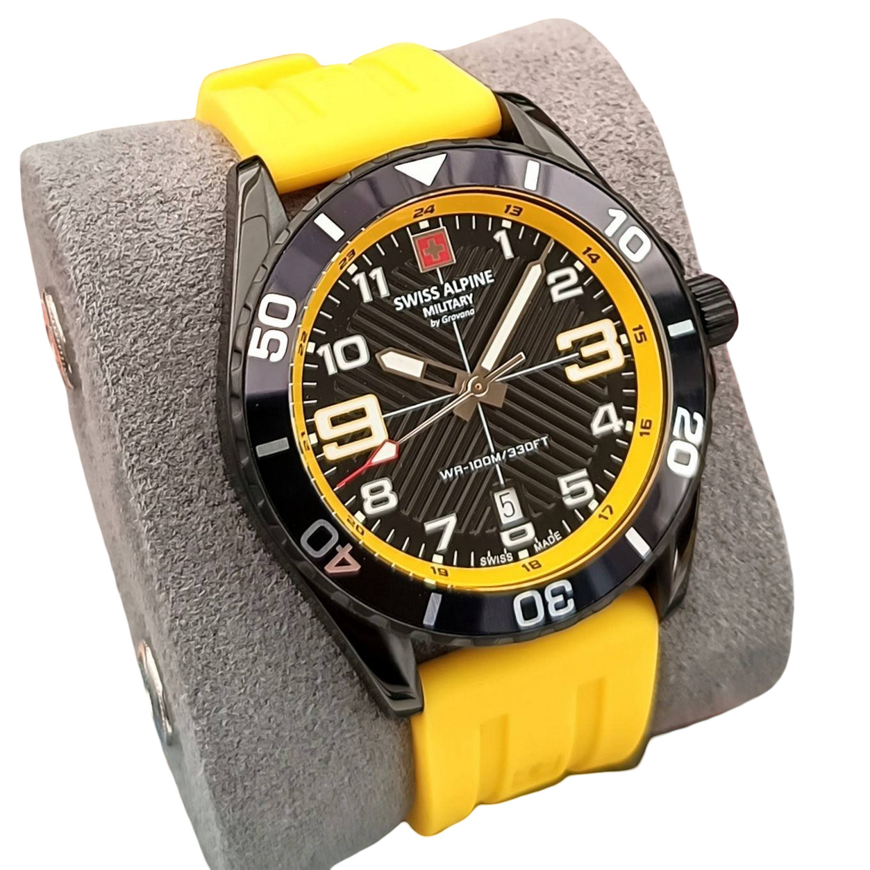 Swiss Alpine Military Black Dial Silicone Band Watch 7029.1878