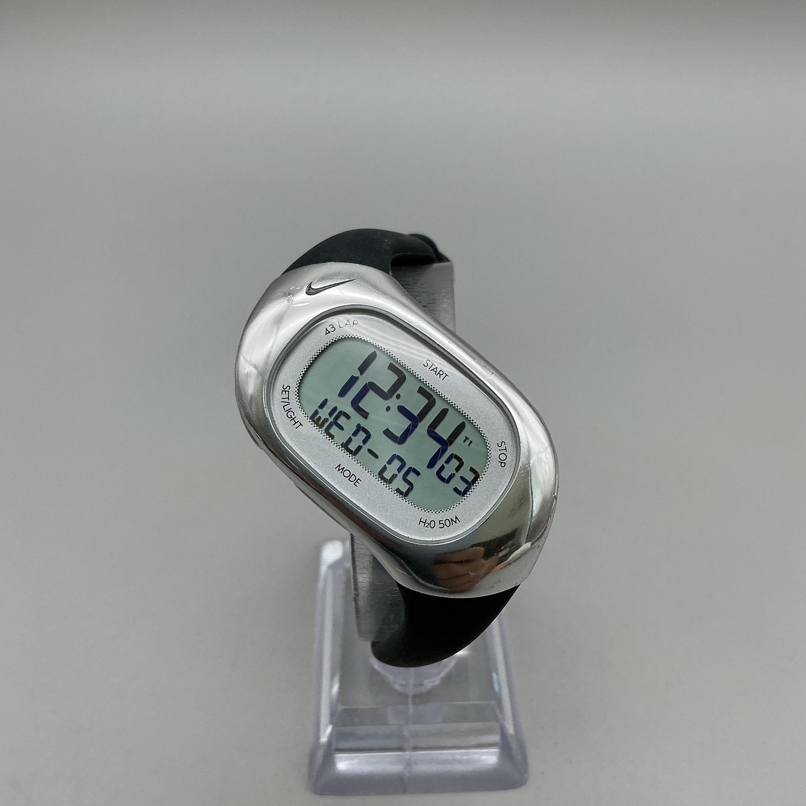 Nike WR0104 Triax Womens Watch 27mm Silver Tone Digital Polyurethane New Battery