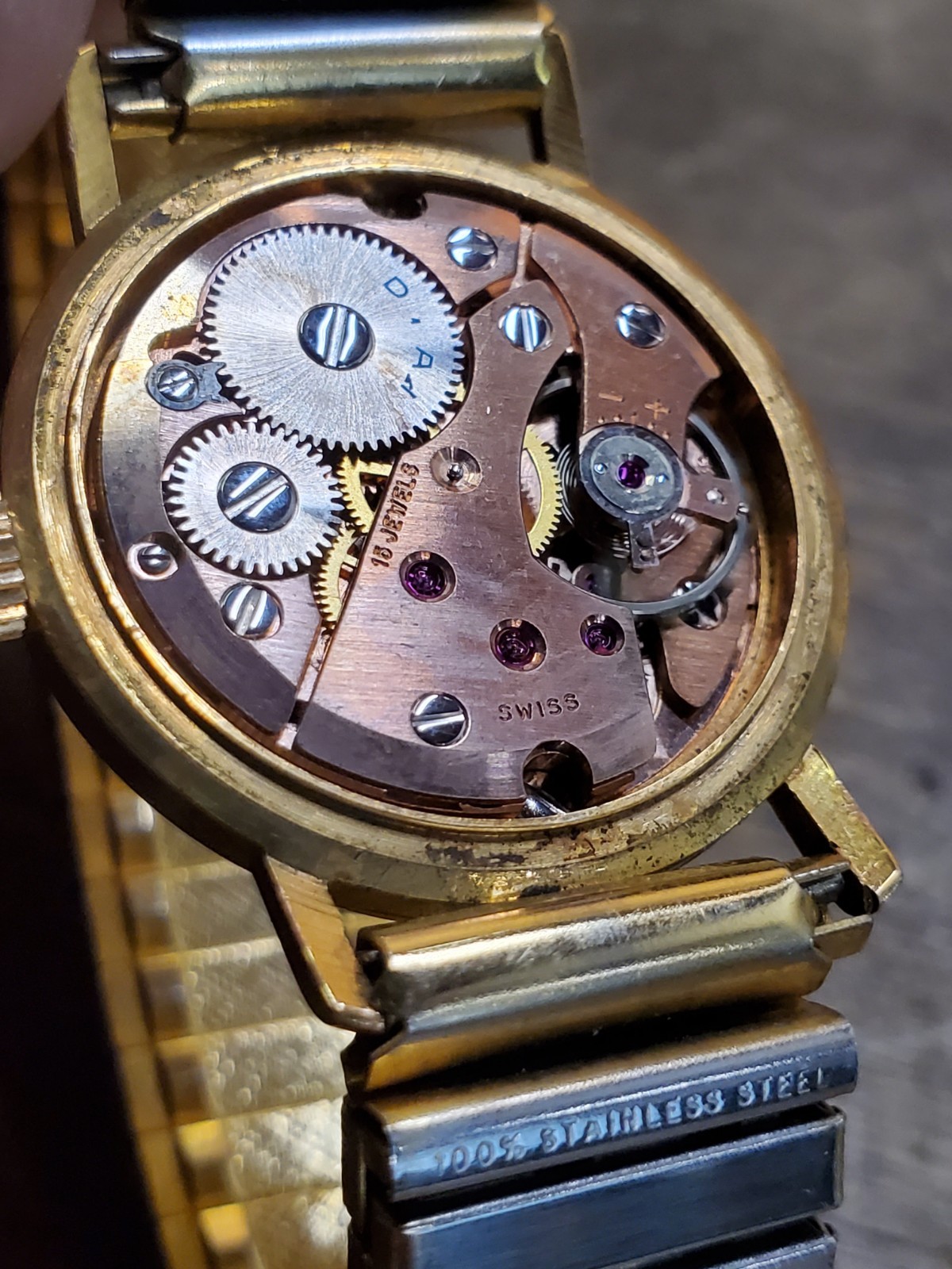 Vintage RADIANT Antimagnetic Manual Wind Dress Watch, 15 Rubis (Jewels) Swiss