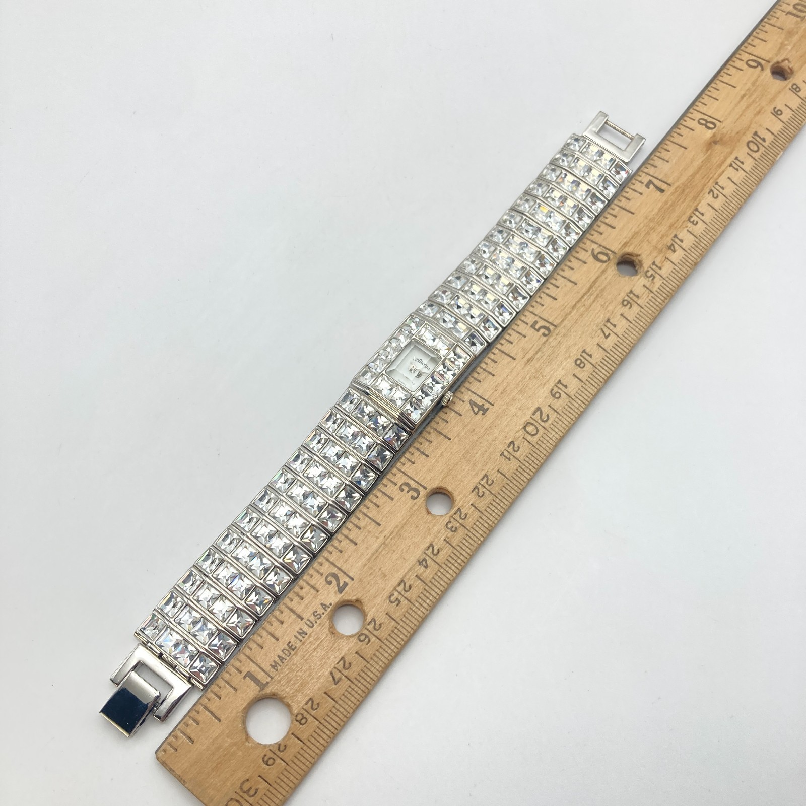 Alto Womens Watch Silver Tone Crystals Bling 19mm Faceted Crystal New Battery 7″