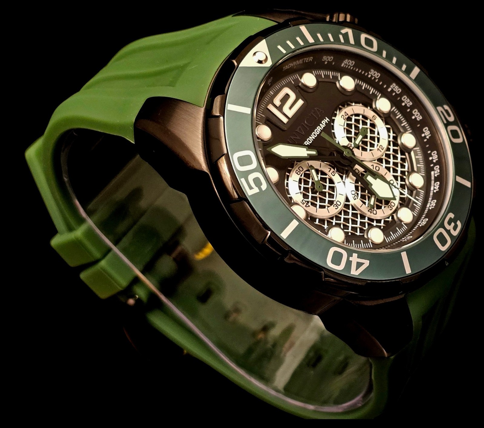 Invicta Pro Diver Men s Watch Quartz Black Green 50mm 35551
