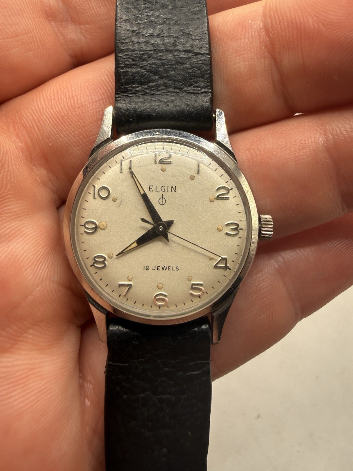 VINTAGE Elgin 19 Jewels Mens Watch Stainless Steel DuraPower Sweep Seconds RUNS
