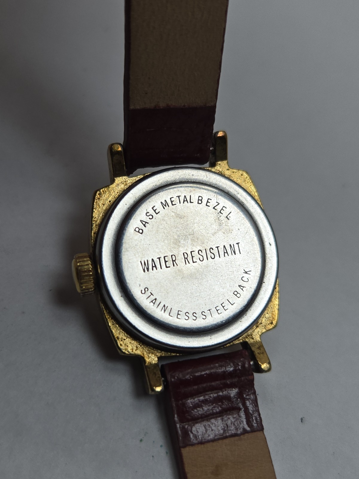 Vintage 1978 Timex Cavatina Womens Bronze Dial Manual Wind Watch Dainty Runs