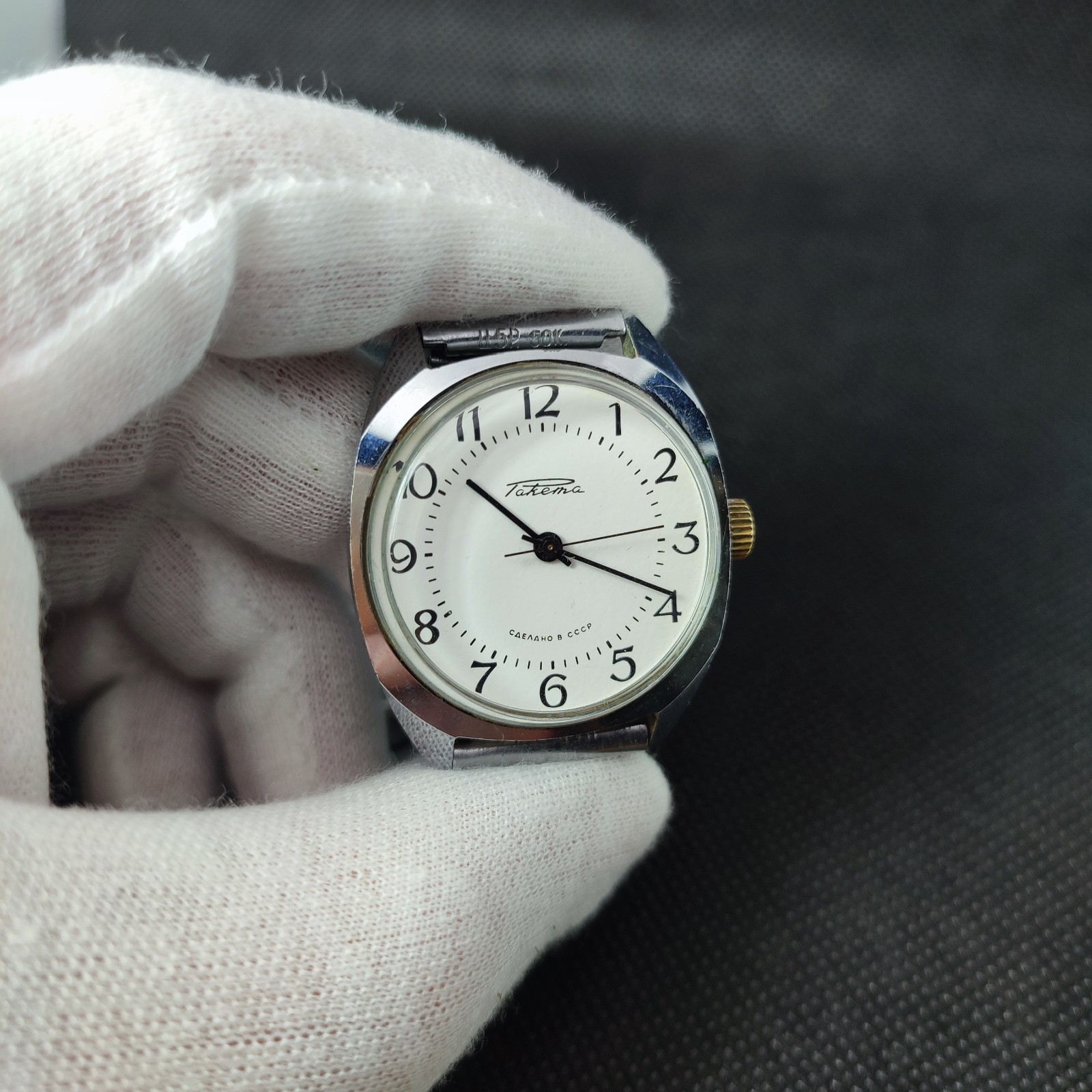 ⭐Vintage Soviet wrist watch Raketa mechanical 2609.HA 17 jewels made in USSR 80s