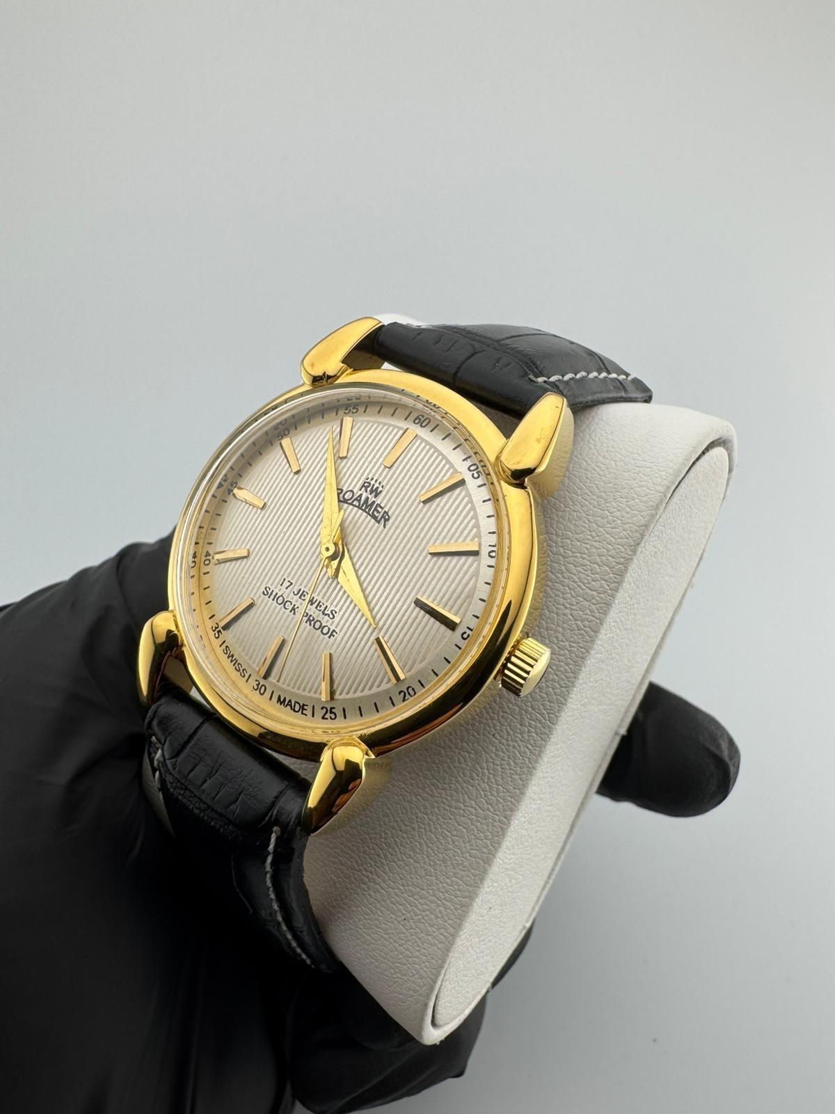 Rare Vintage Roamer ST96 Mechanical Men’s Watch – Mint