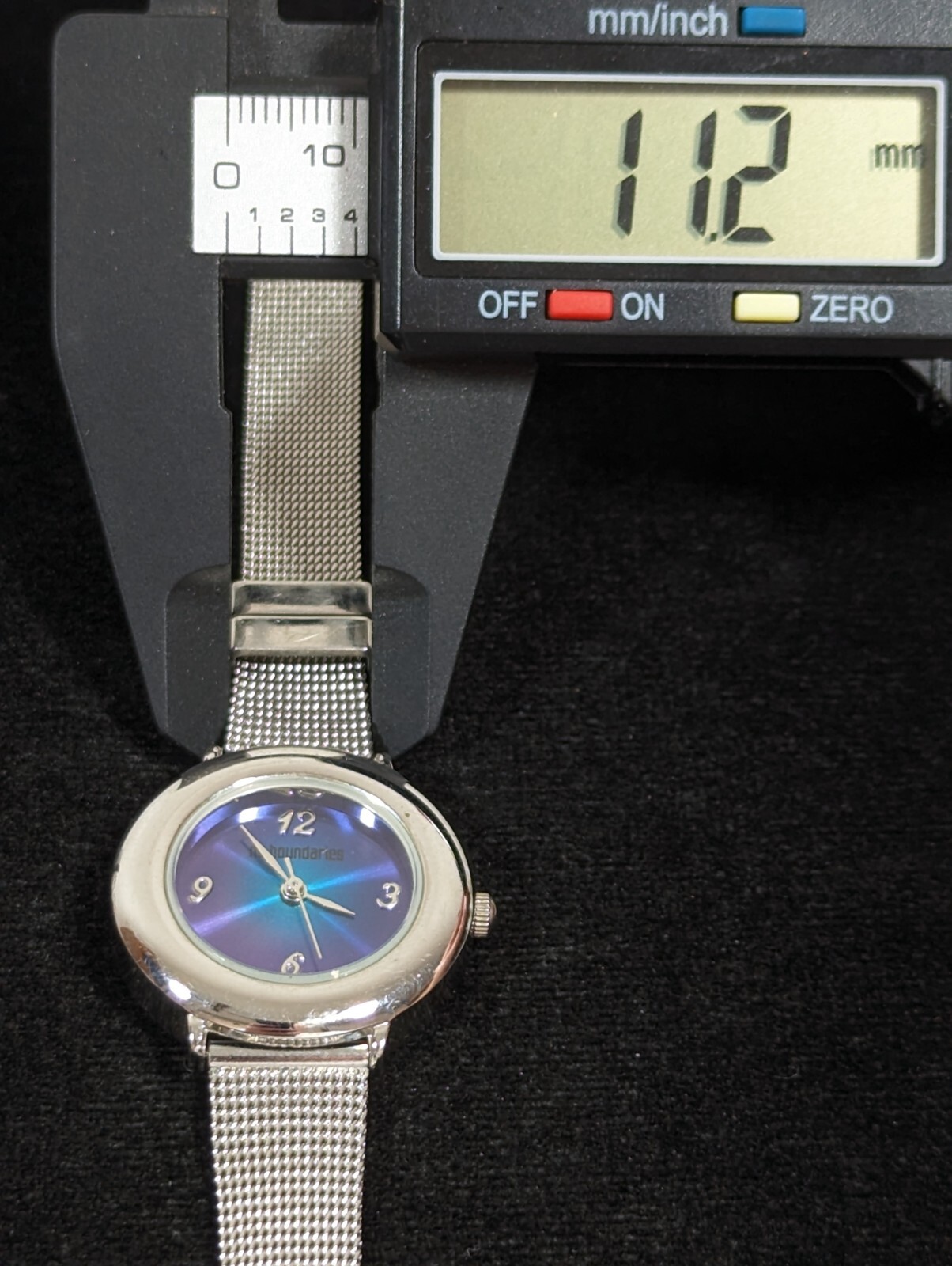 No Boundaries Womans Blue Purple Round Silver Tone Case Mesh Band Watch