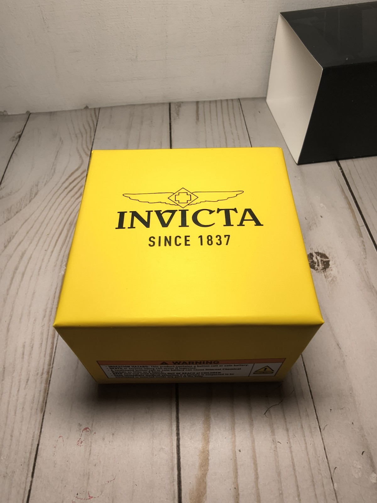 Invicta Racing Vaulthan Men’s Watch – 44mm. White With Tags