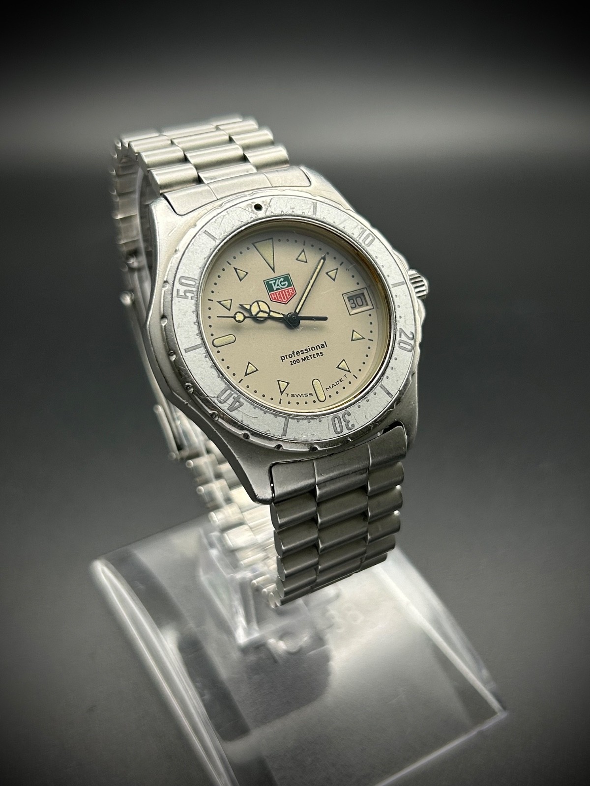 Tag Heuer 2000 Professional 200m Grey Dial Ref – 972.006