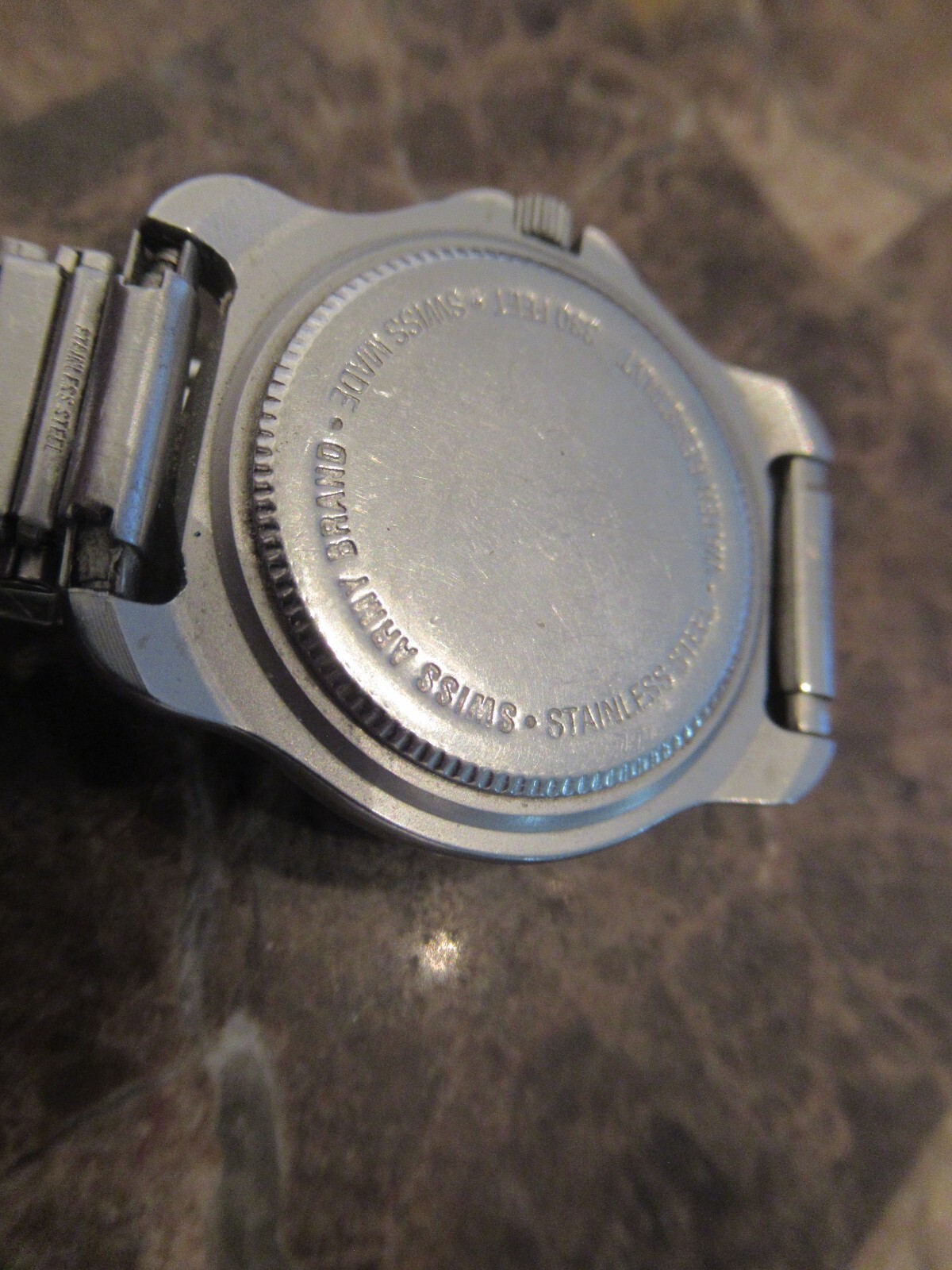 Vtg SWISS ARMY Watch Women 330 ft STRETCH CHROME BAND