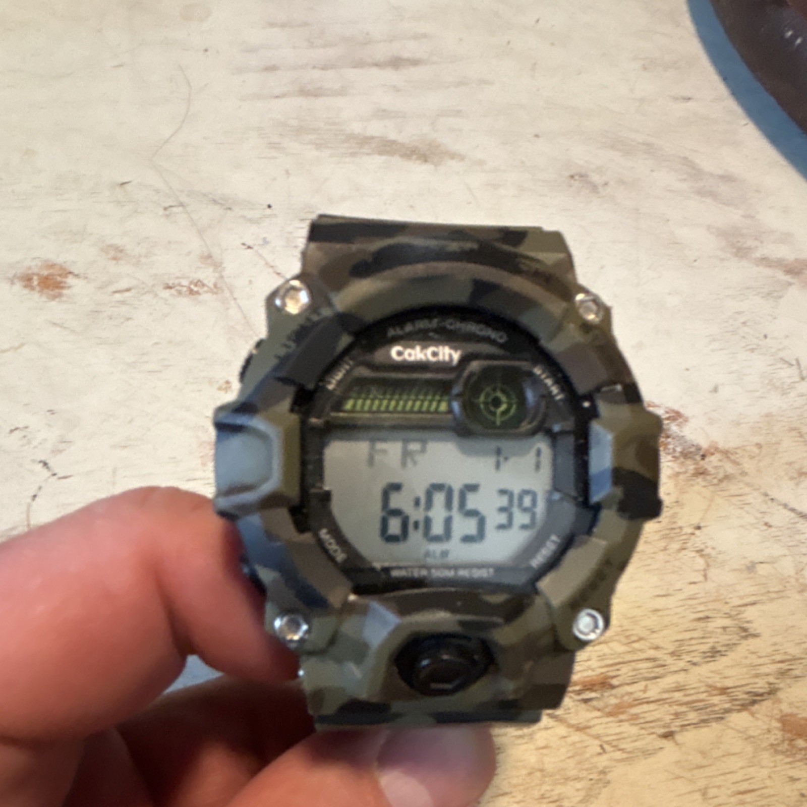 CakCity Camouflage Digital Quartz Sports Watch 50m Alarm Resin Strap