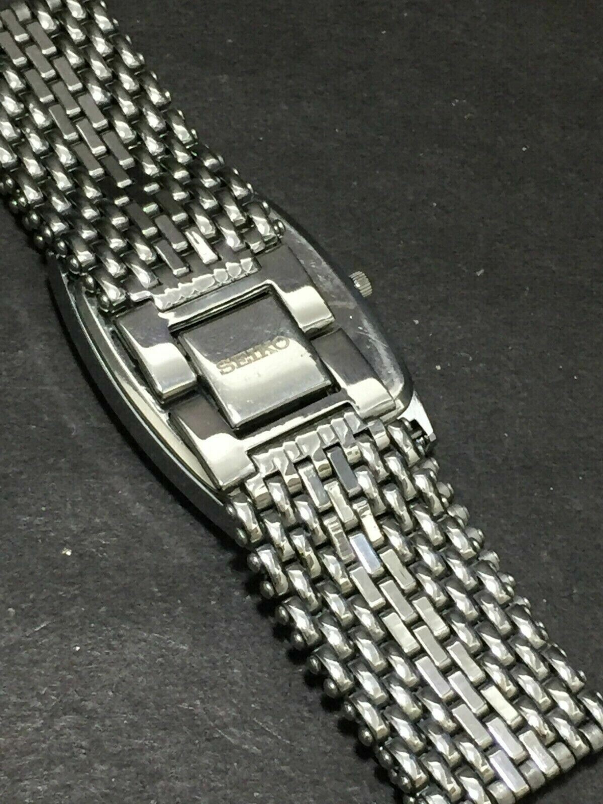 Vintage Seiko Slim Quartz Men’s Wrist Watch – Comes With New Battery, New Band