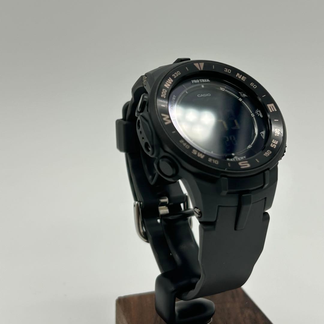 CASIO PRO TREK PRG 330 1JF Watch