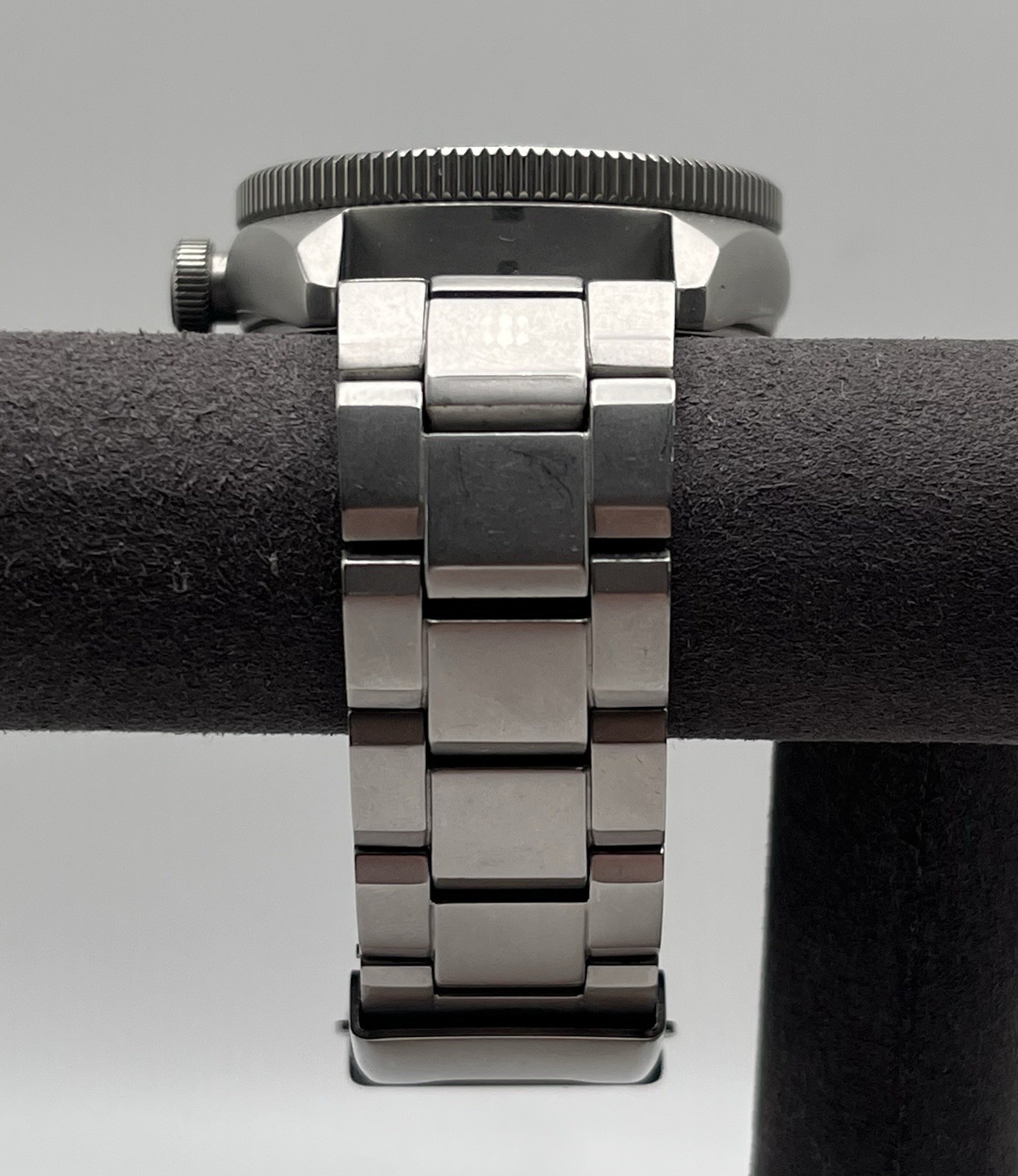 Tsovet Burgundy Blood JMT Men’s Automatic Watch – TS-4001-22