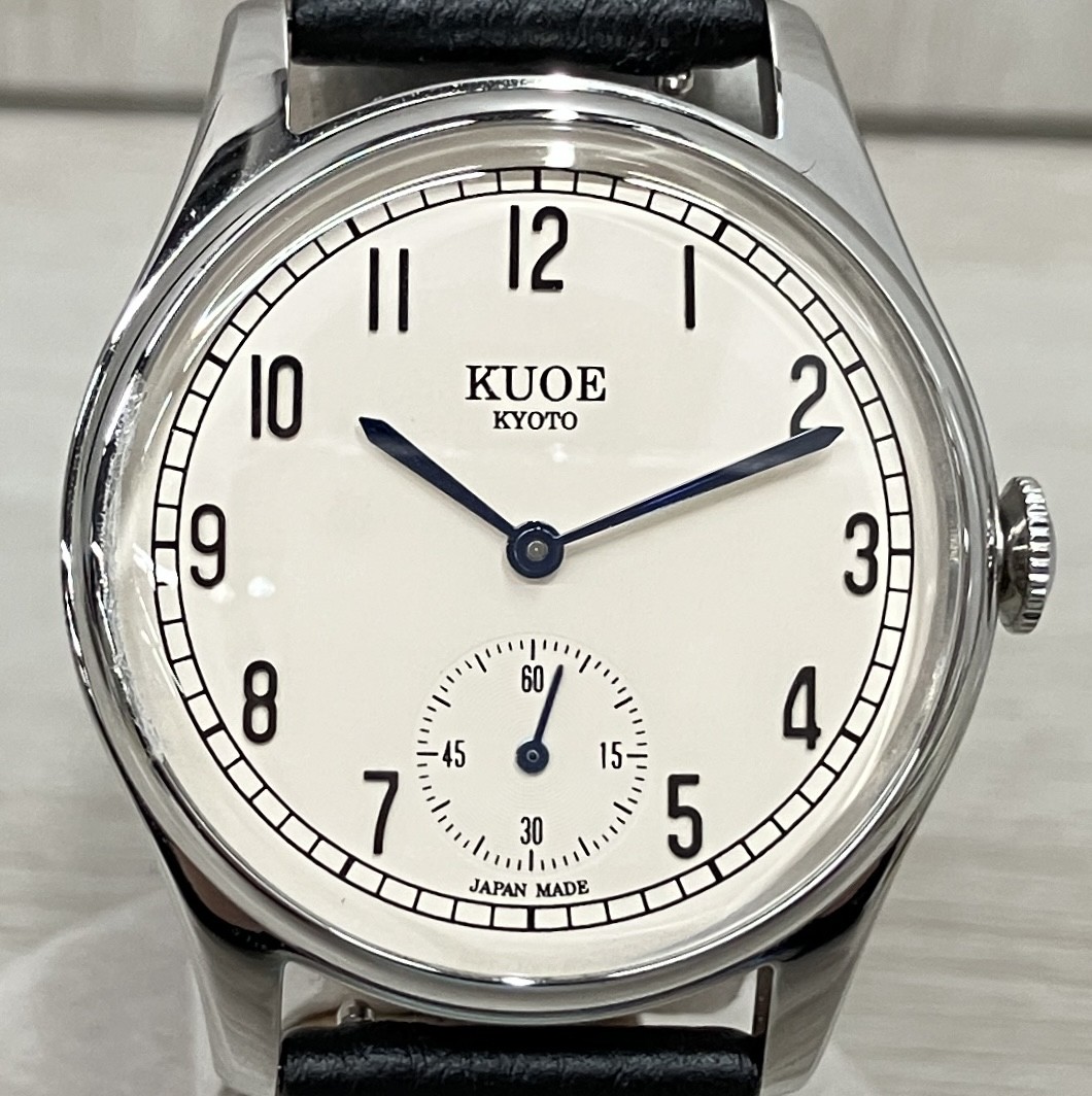 KUOE KYOTO OLD SMITH 90-001 Quartz Watch Black Band Cream Dial Blue Needle 35mm