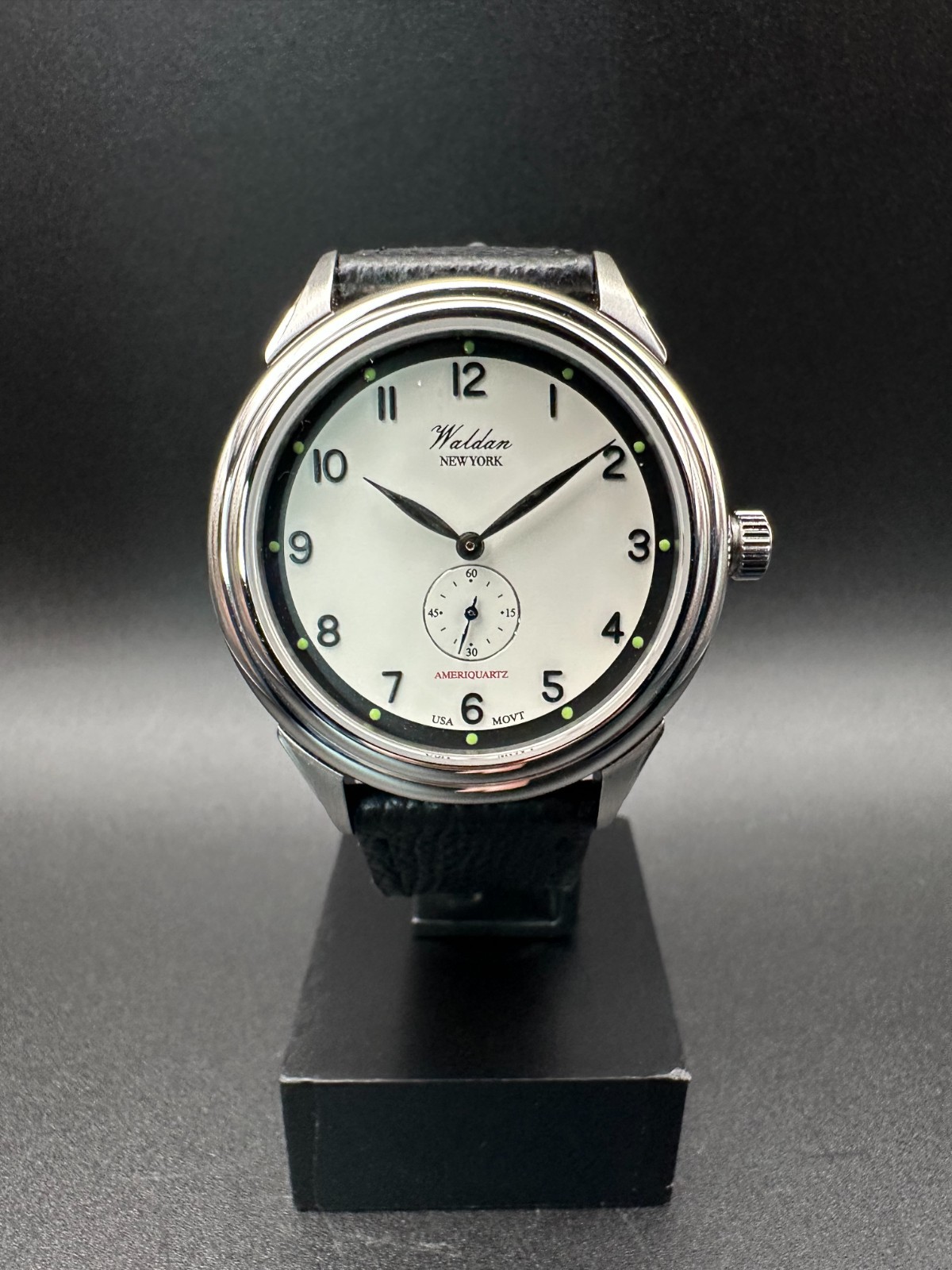 Waldan Heritage Professional 40mm Stark White Men’s Quartz Dress Watch w BONUS