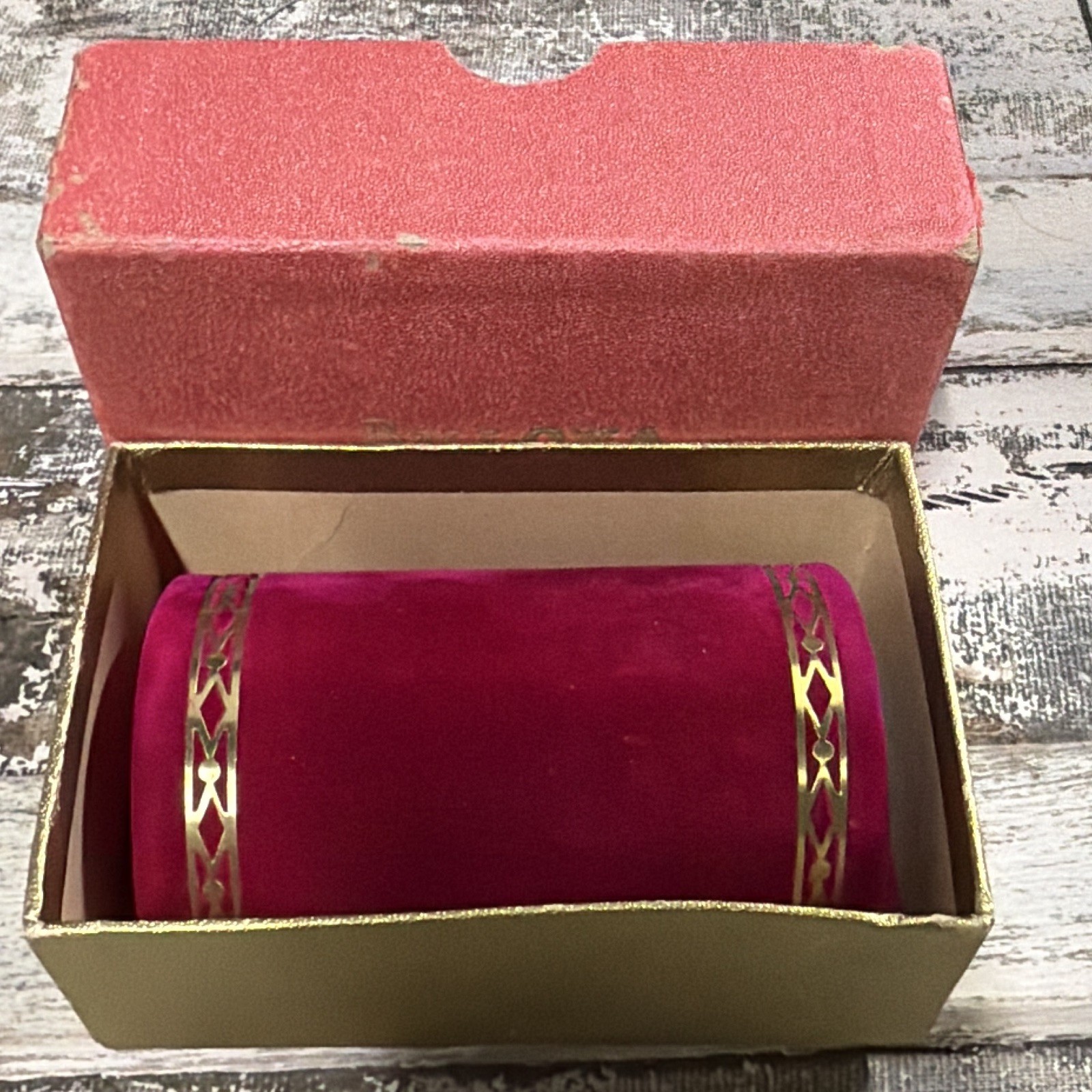 Bulova Fifth Avenue Women’s Vintage Manual Mechanical Square Silver Dial Box