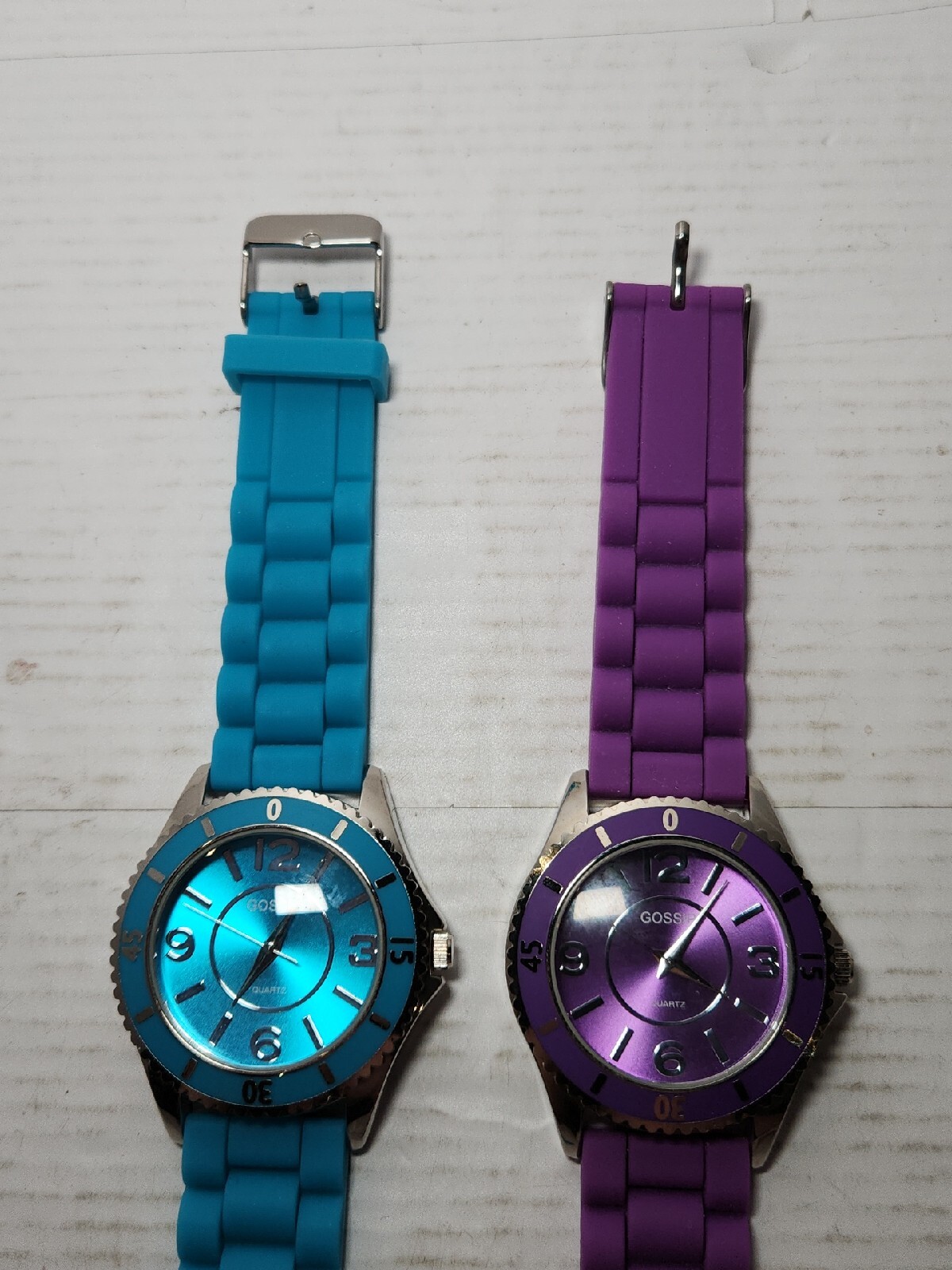 2 Pack Gossip Blue & Purple Dial Round Silicone Band Watches **NEED BATTERIES**
