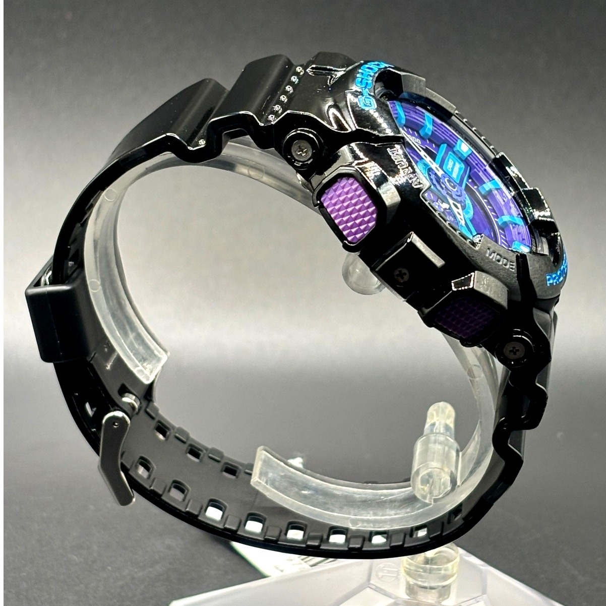 Casio G-Shock GA-110HC-1A Hyper Color Blue Purple Men’s Watch NIBWT