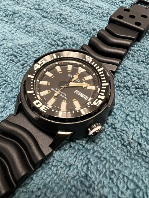 Seiko Automatic Men’s Black Dive Watch – Mint!