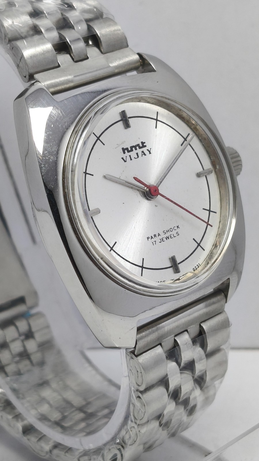 HMT Vijay 17J Hand Winding Wrist Watch For Men’s In Working Condition