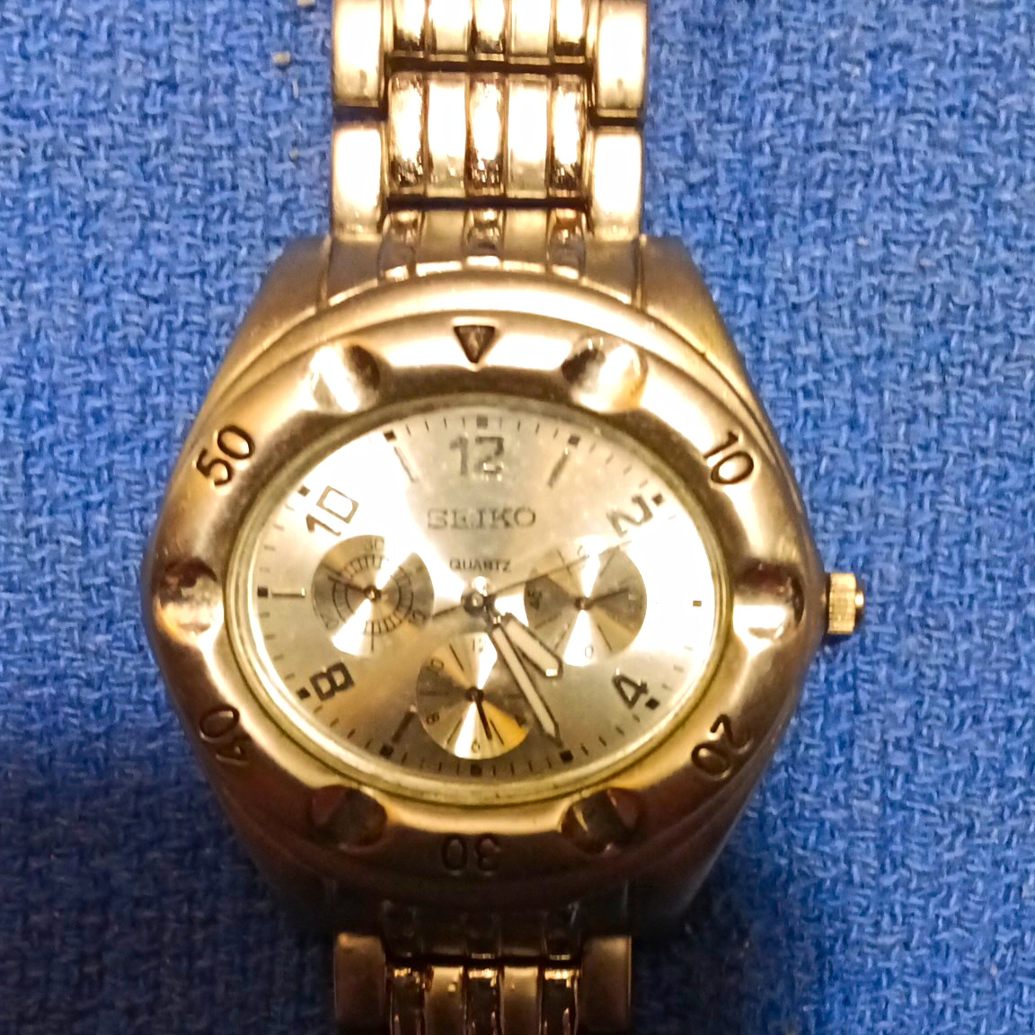 Seiko Quartz Women’s Underwater 26mm Silver Dial Stainless Steel Bracelet 50m