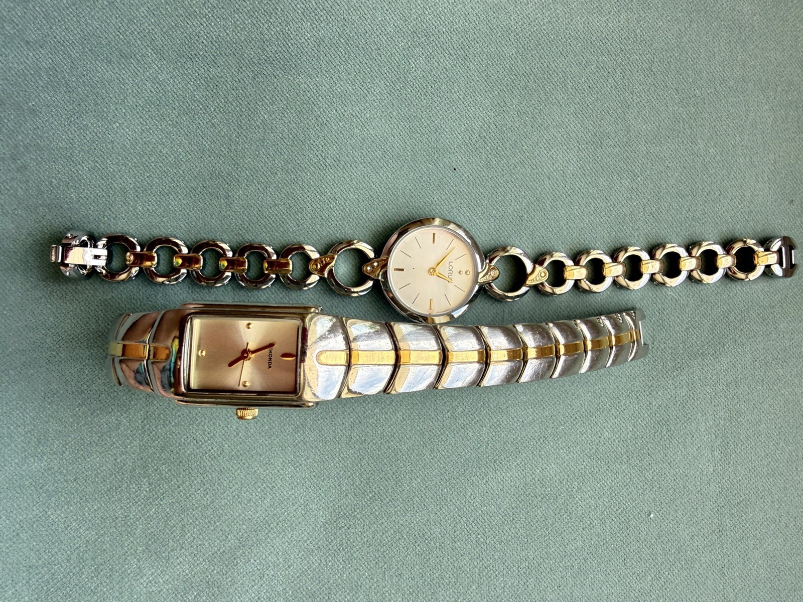 25 WORKING with batteries JOBLOT WATCHES vintage/modern gold/silver tone