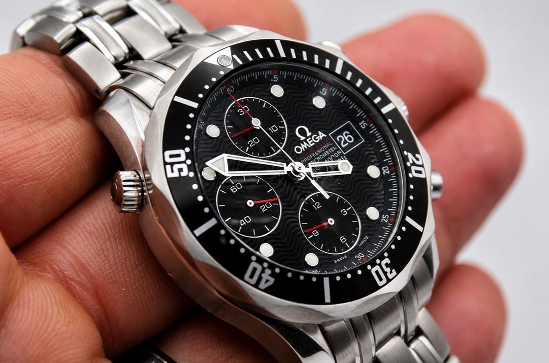 OMEGA Seamaster Diver 300M Chronograph 41.5mm Black Dial 213.30.42.40.01.001 B&P