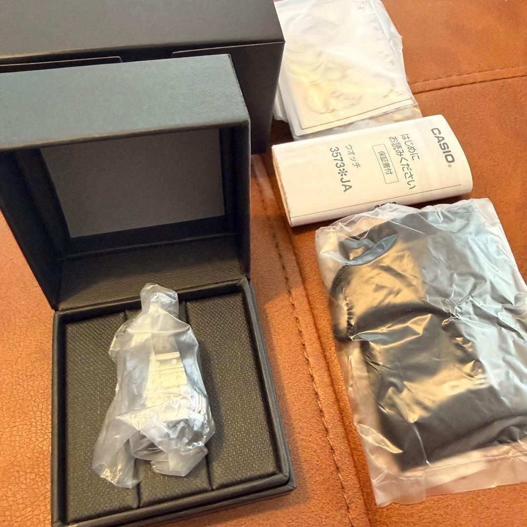 Brand New and CASIO WATCH Casio Ring Watch CRW 001 1JR