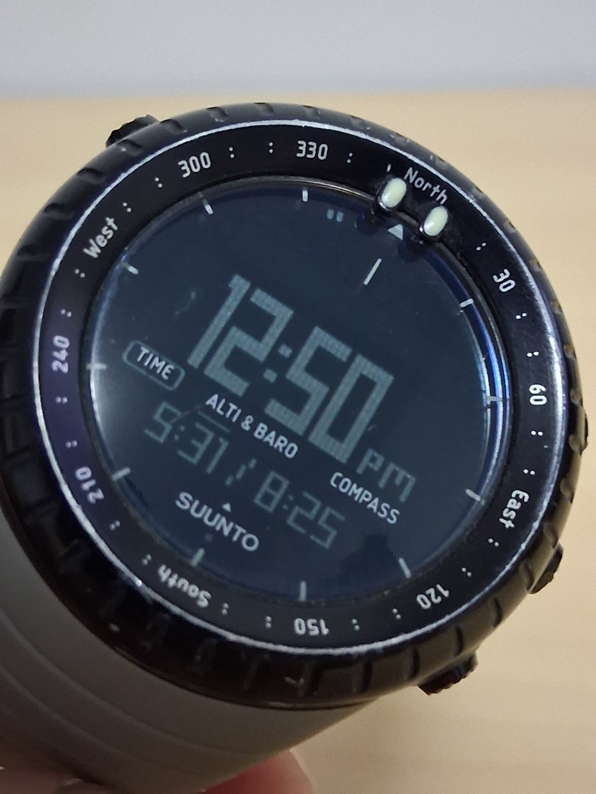 Suunto Core Black Digital Watch Altimeter Barometer Compass Outdoor Nylon Band