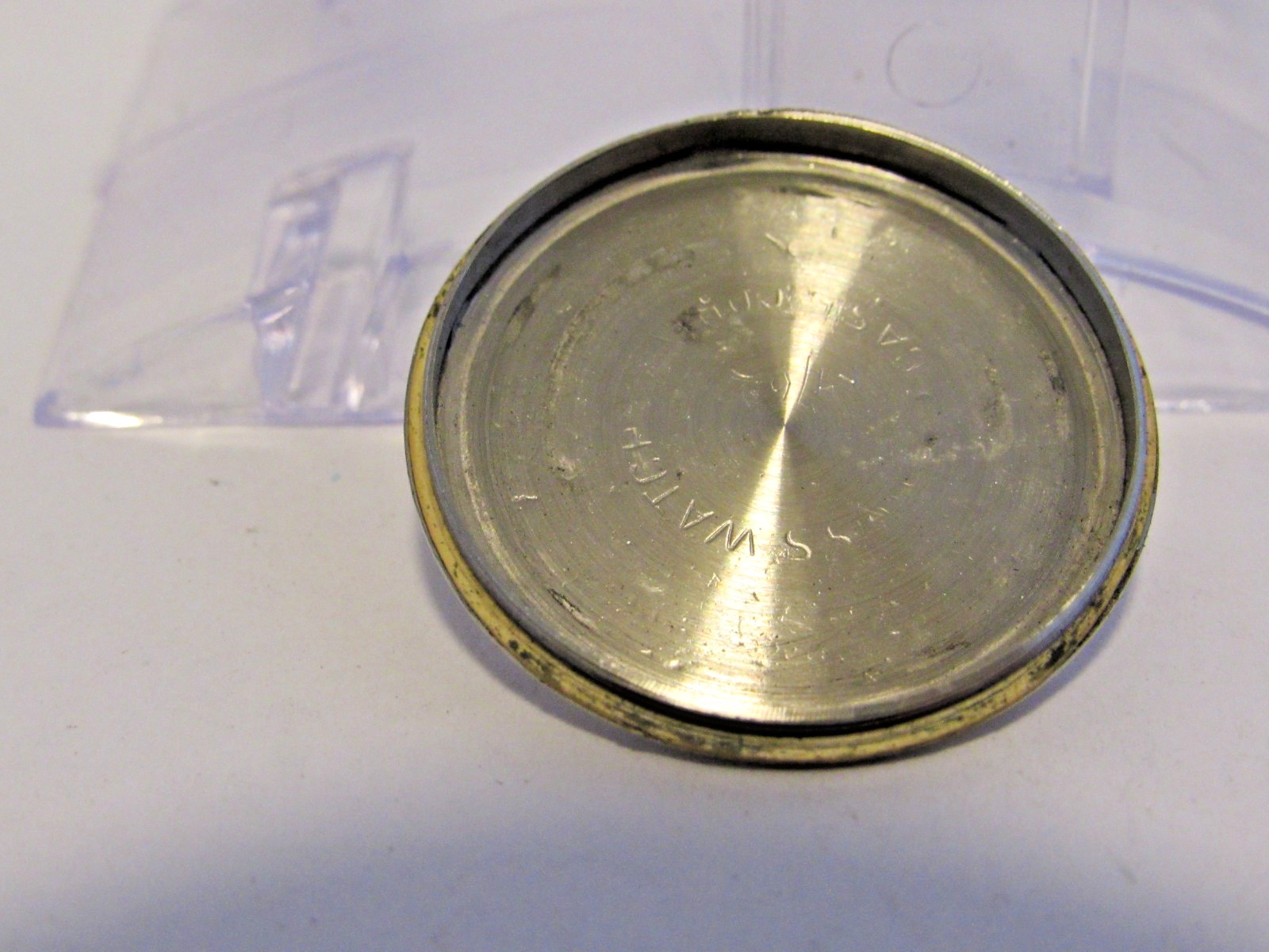 Vintage Calvert 17 Jewels No Band None Functioning Parts Or Repair #W1-68