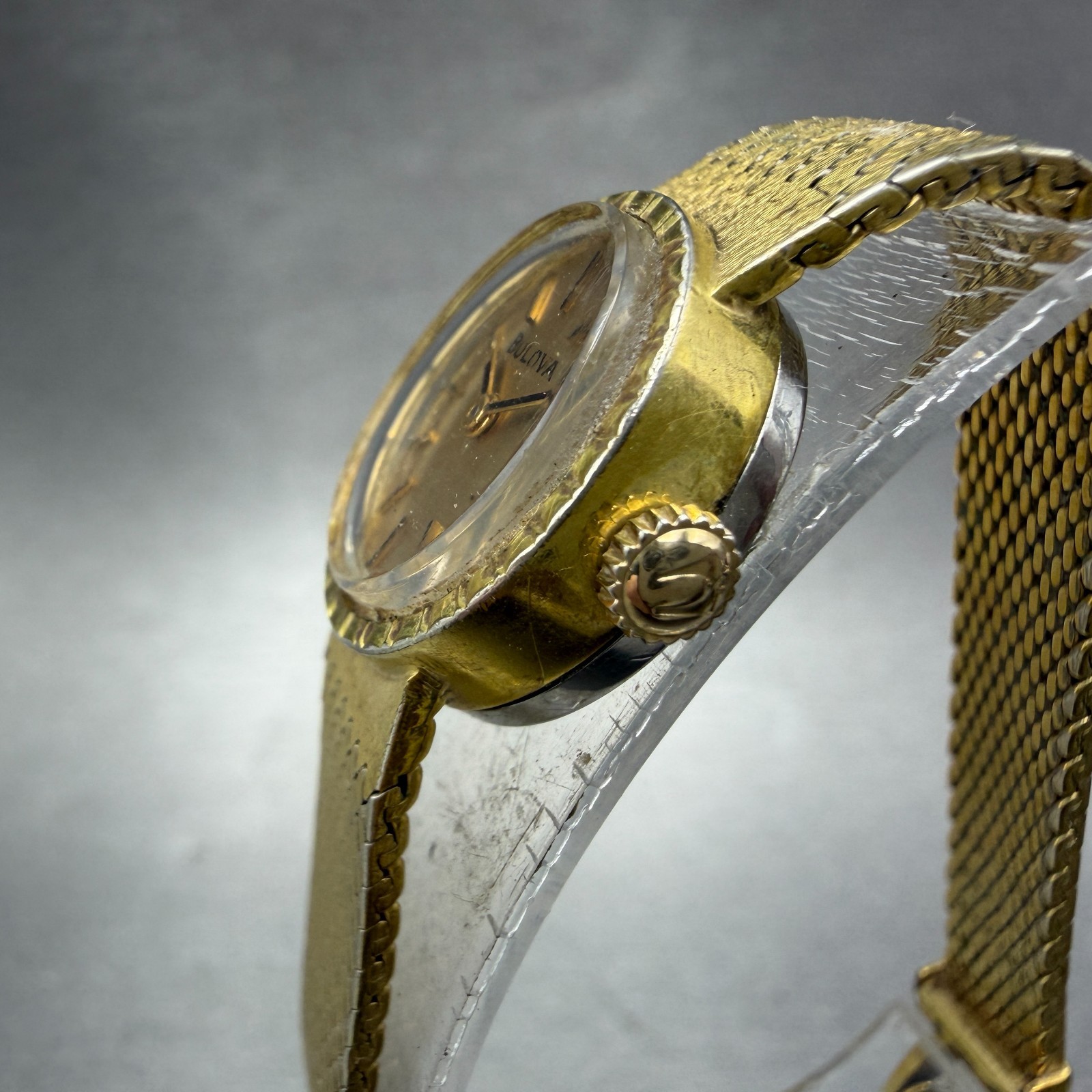 Bulova Watch Women 16mm Gold Dial Gold Tone Oval Mesh band Manual Wind Runs VTG