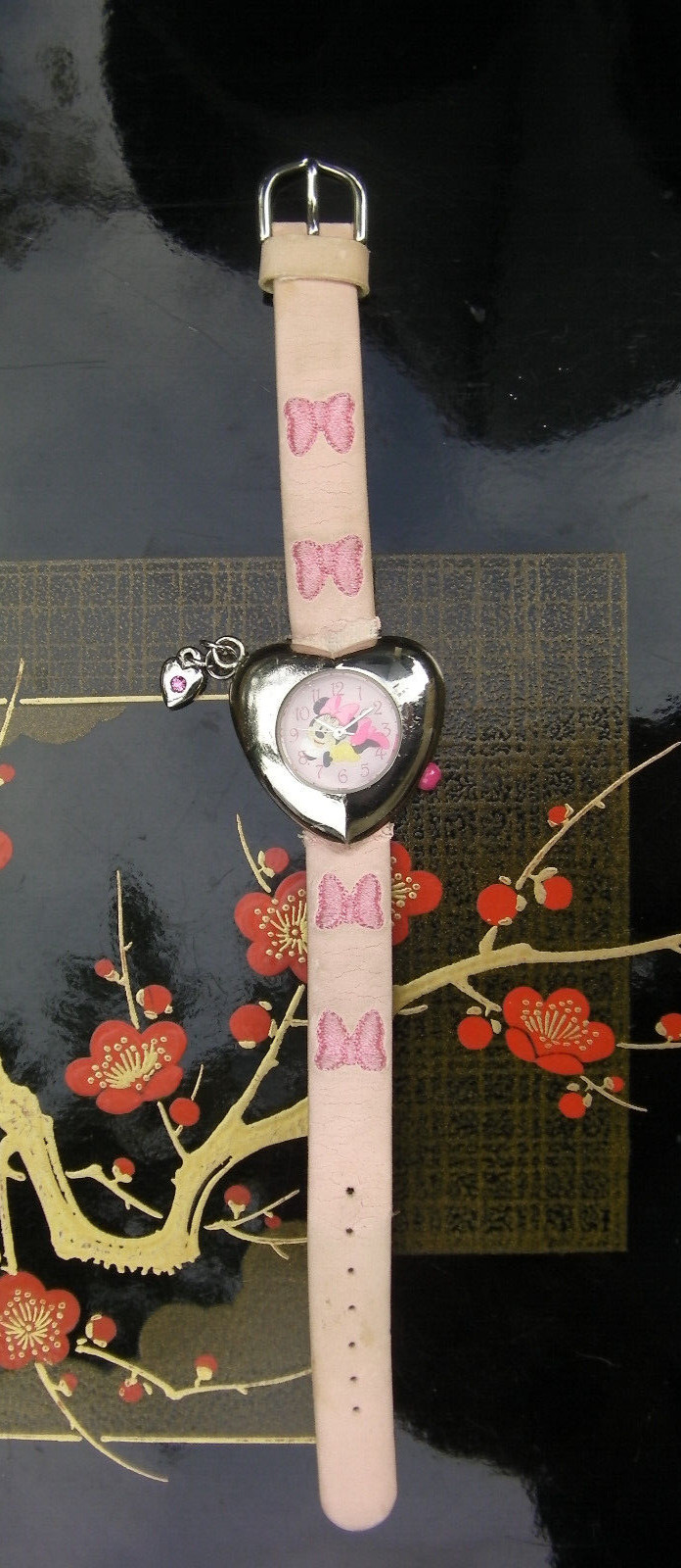 Disney Minnie small heart shaped pink watch 0304 scratched 18cm strap and chain