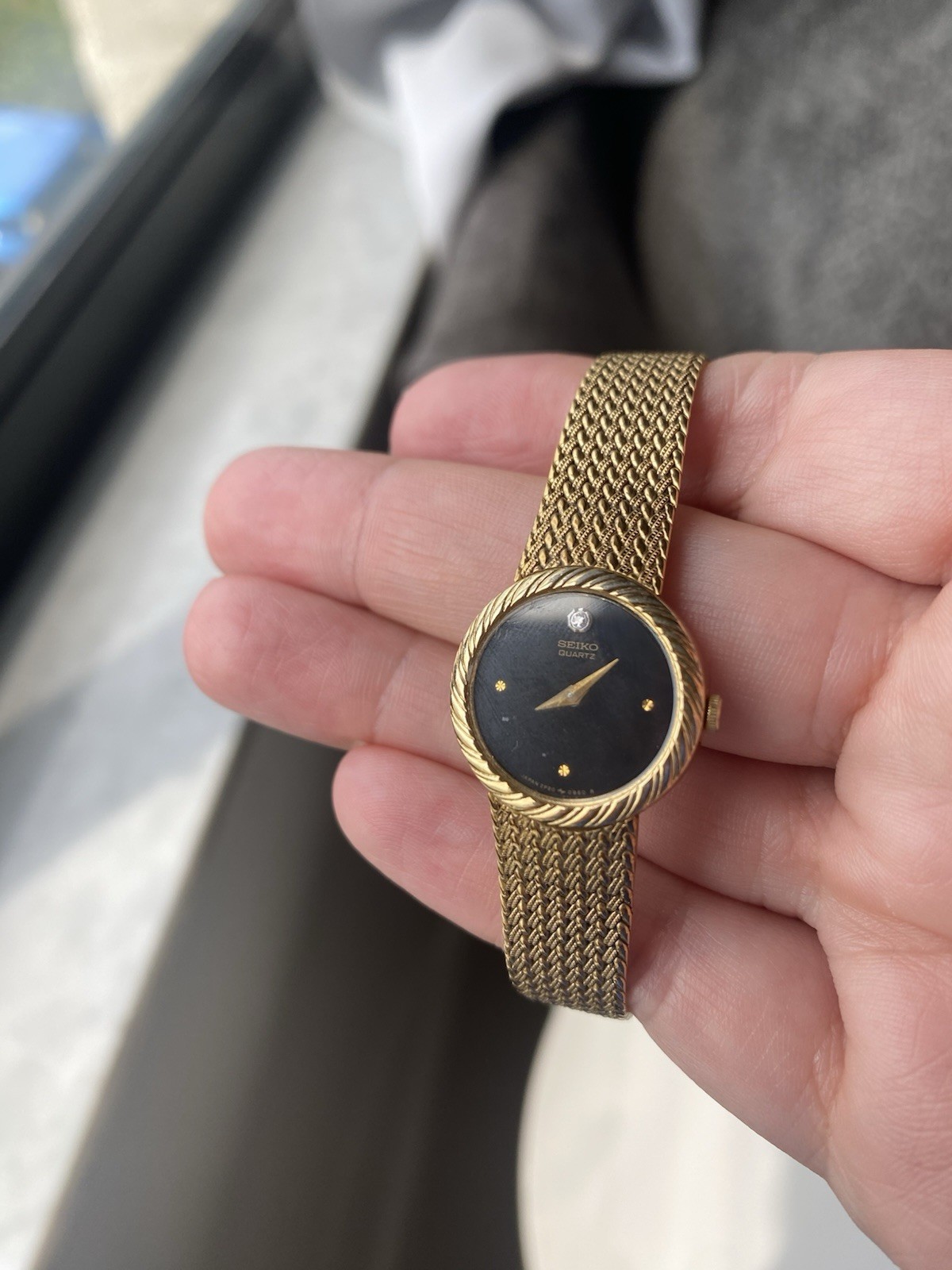 Seiko Round Women’s Quartz Watch Gold Tone/ Working/ New Battery