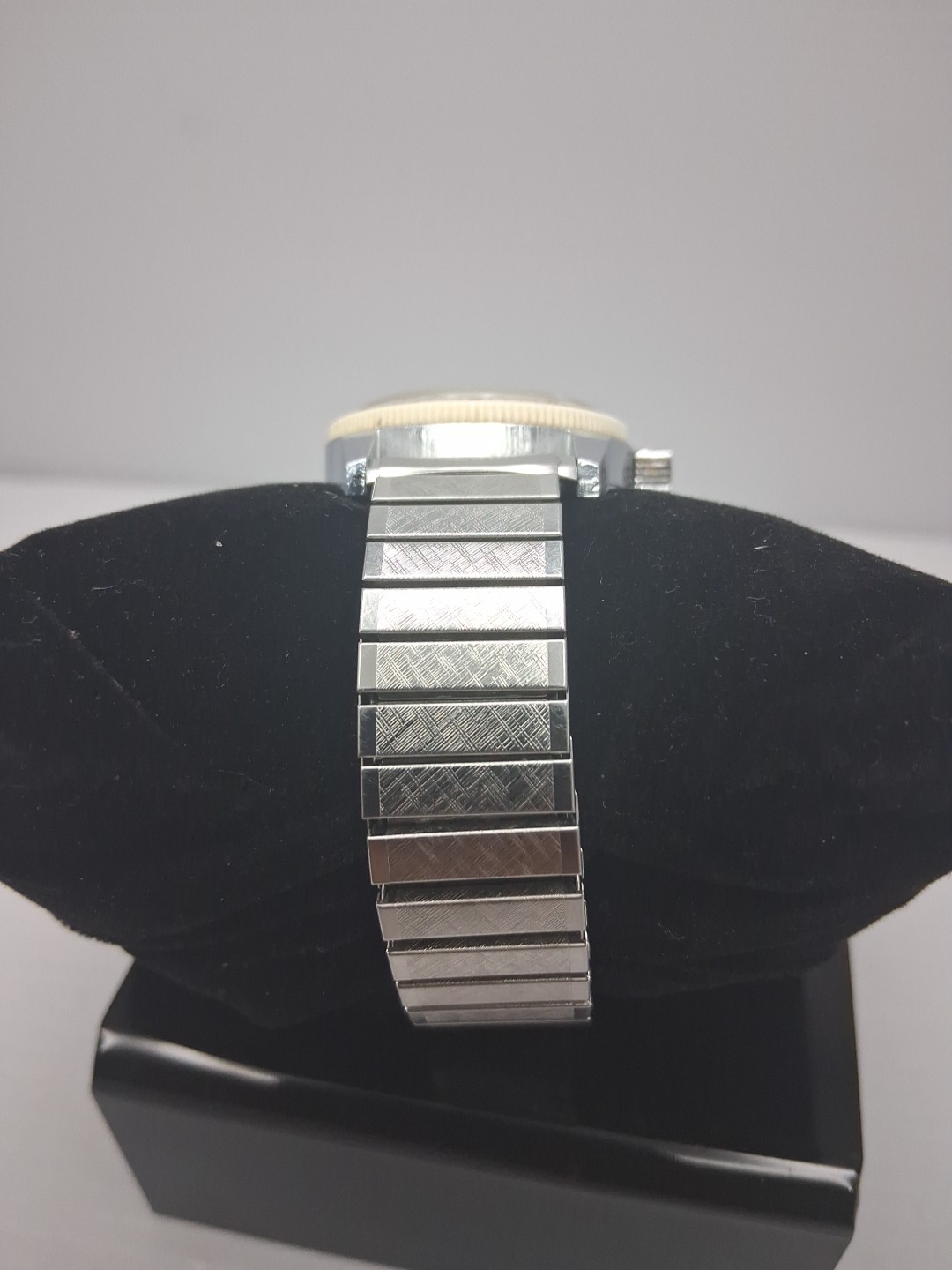 Vintage Douglas France Mechanical Watch 31mm WORKS
