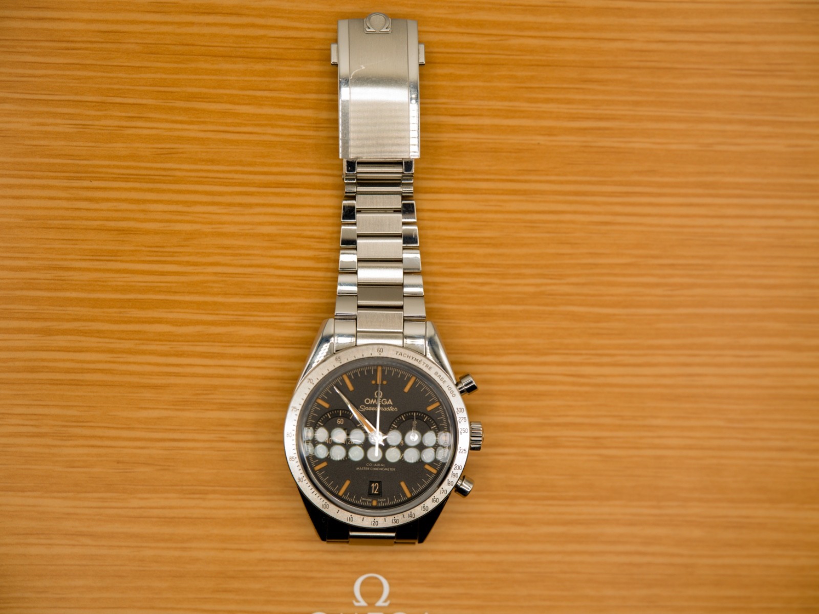 2025 Omega Speedmaster ’57 40.5mm 332.10.41.51.01.001 – Full Set – Excellent