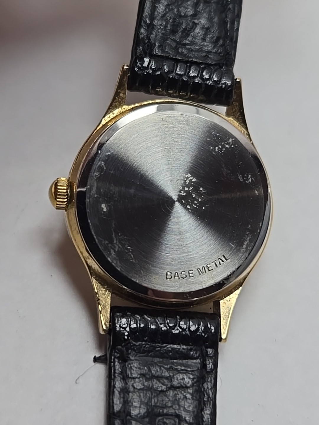Vintage Wittnauer Pegasus Quartz Dress Watch New Battery Gold Tone Leather Women
