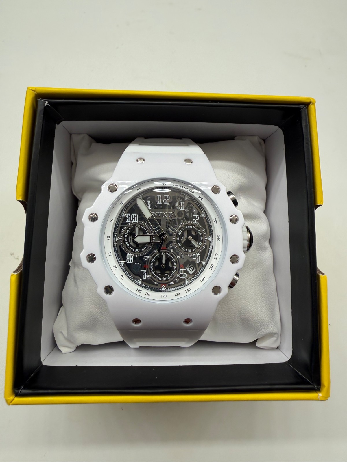 $199 Invicta Pro Diver Black Dial Men’s Stainless Steel Men’s Watch 8932OB NWT